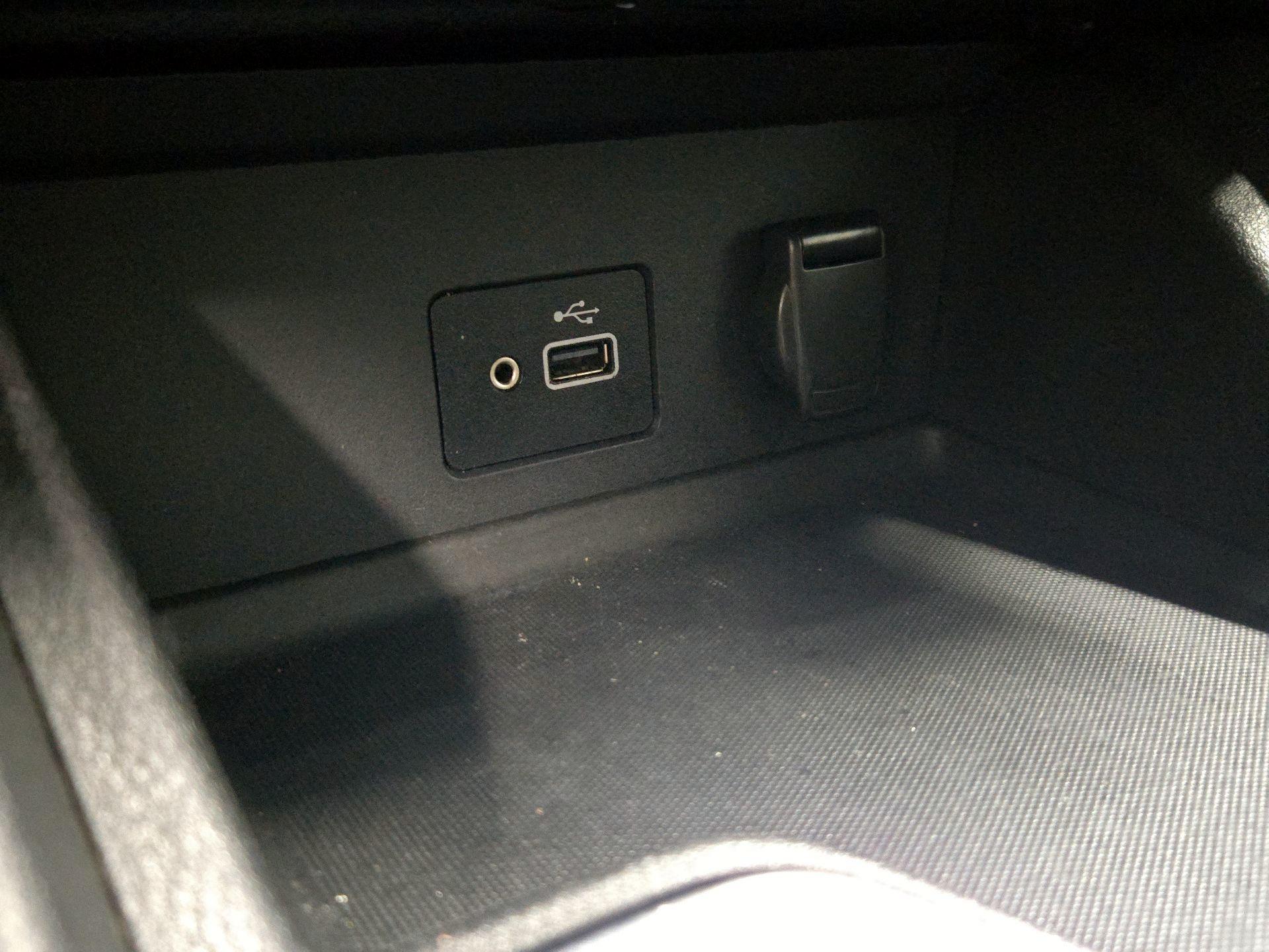 Thumbnail: 2020 Nissan Sentra - 18