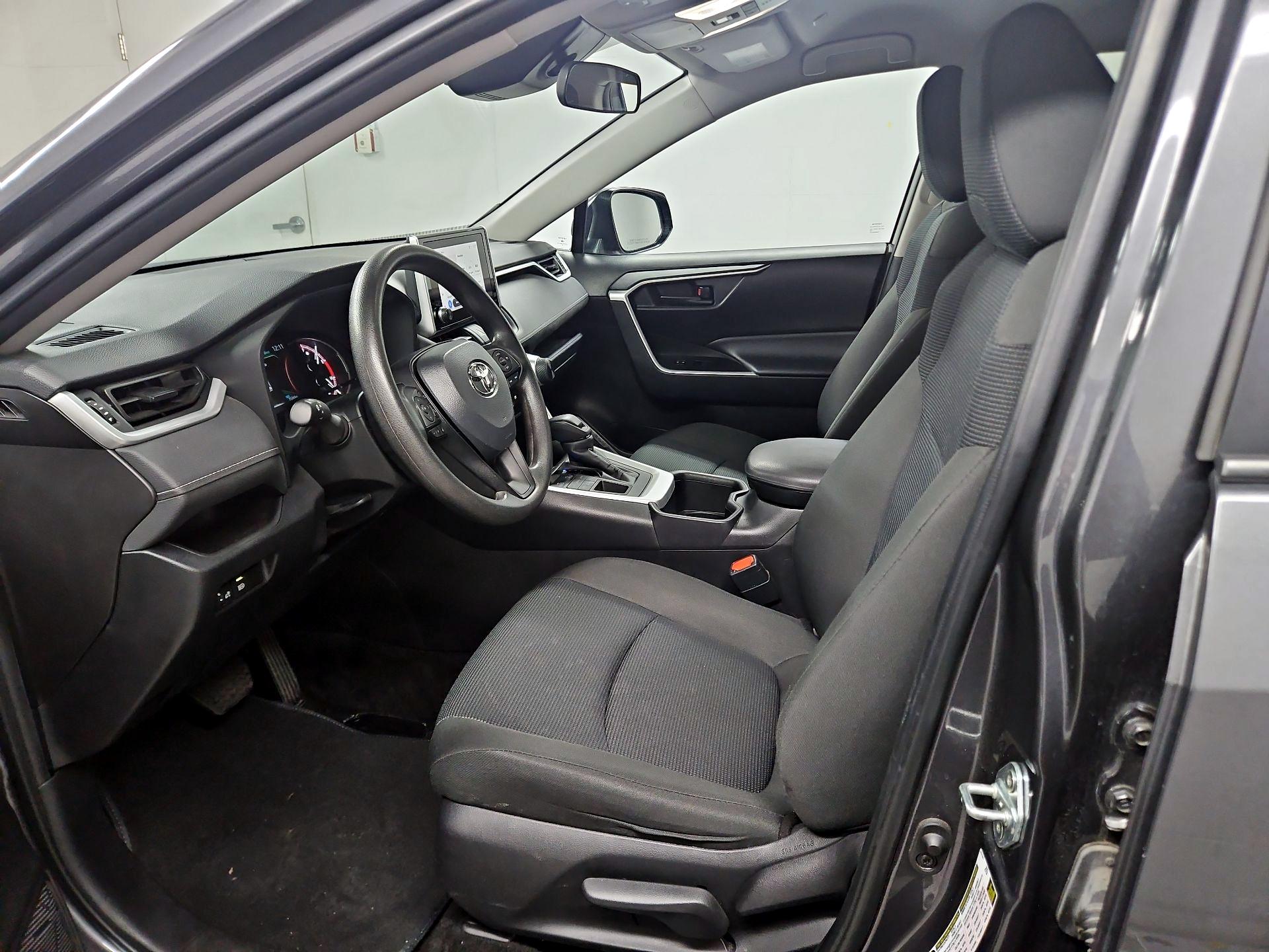 Thumbnail: 2024 Toyota RAV4 - 11