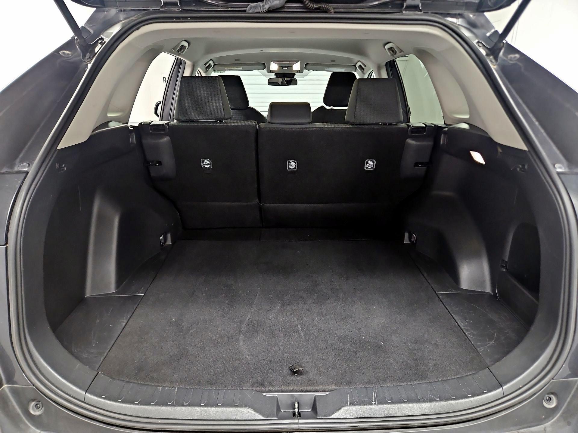 Thumbnail: 2024 Toyota RAV4 - 20