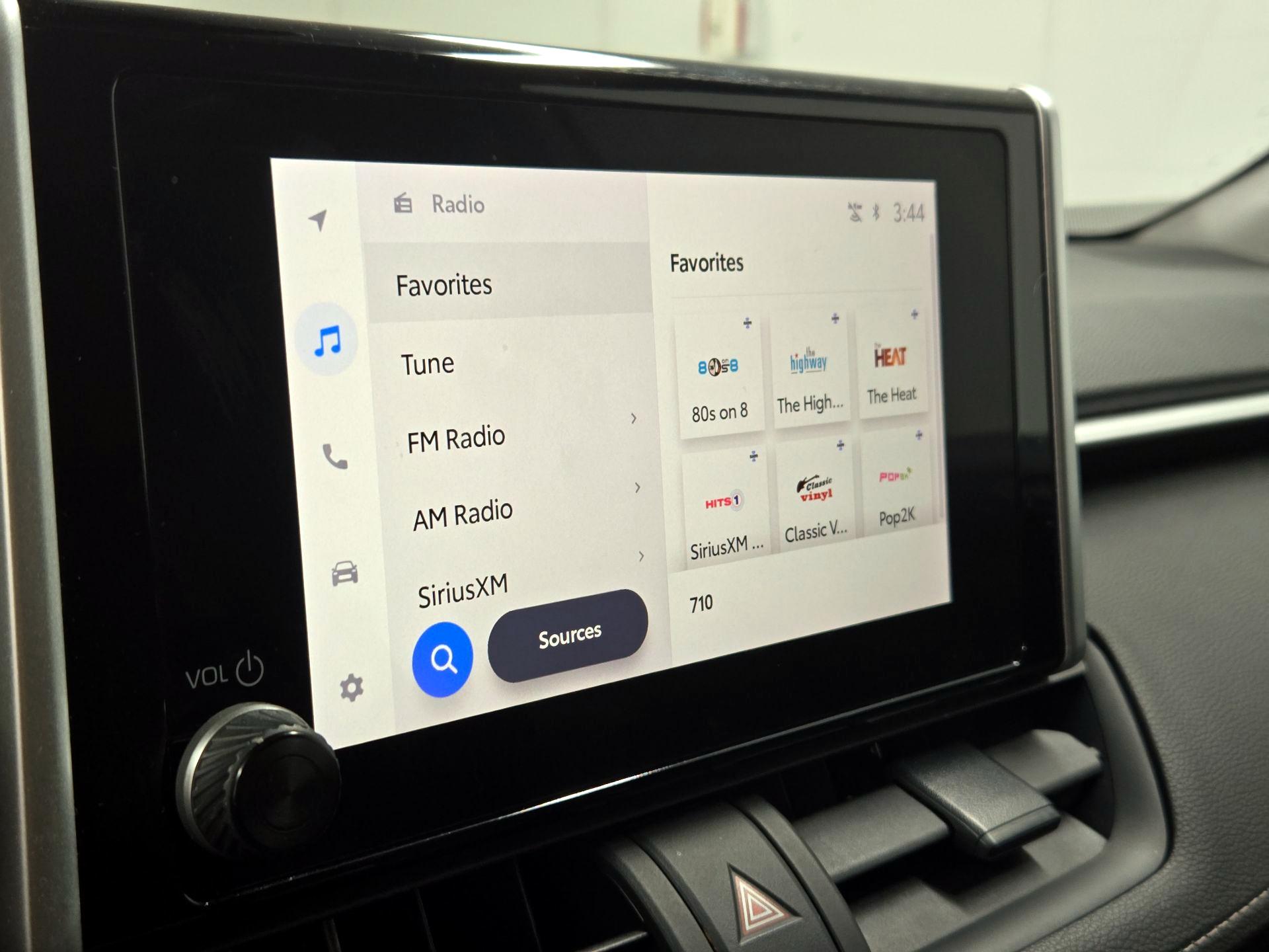 Thumbnail: 2023 Toyota RAV4 - 15