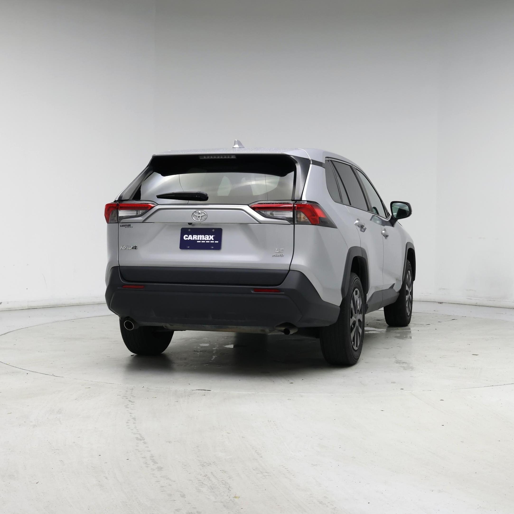 Thumbnail: 2023 Toyota RAV4 - 8