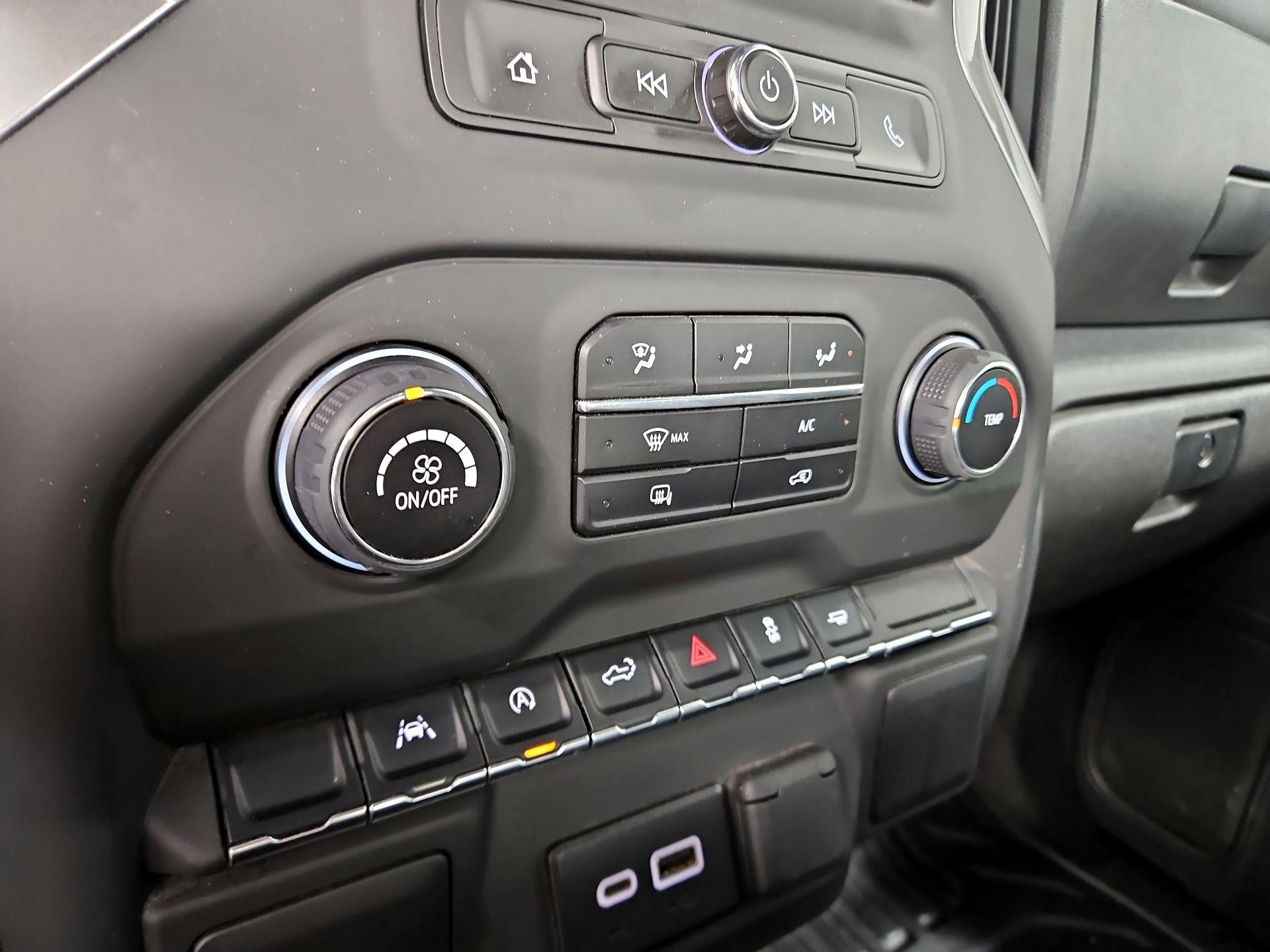 Thumbnail: 2024 Chevrolet Silverado 1500 - 16