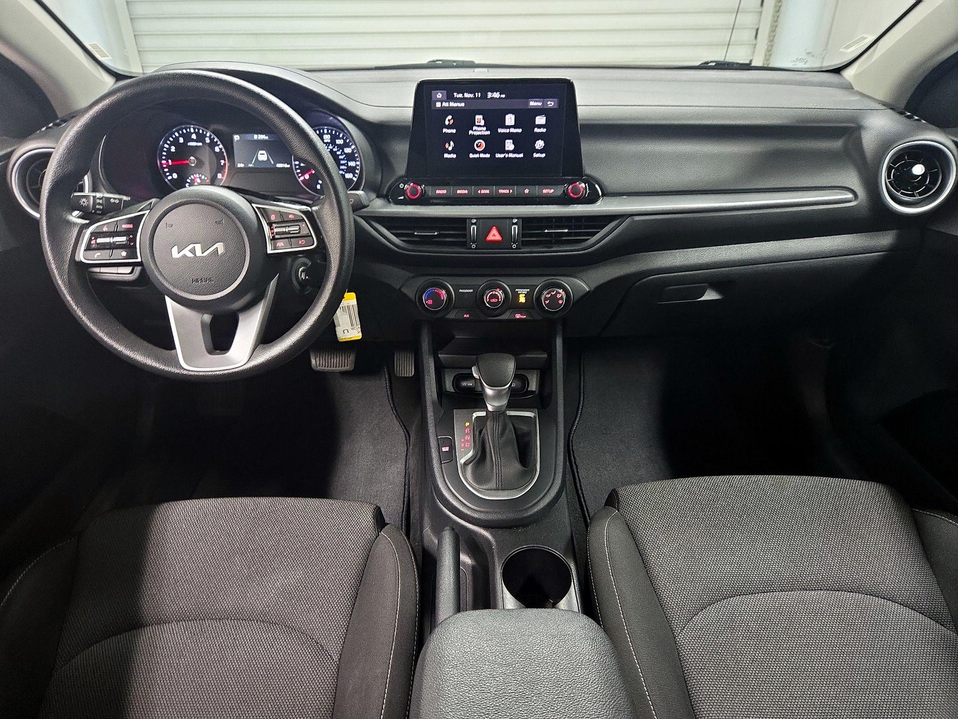 Thumbnail: 2024 Kia Forte - 9