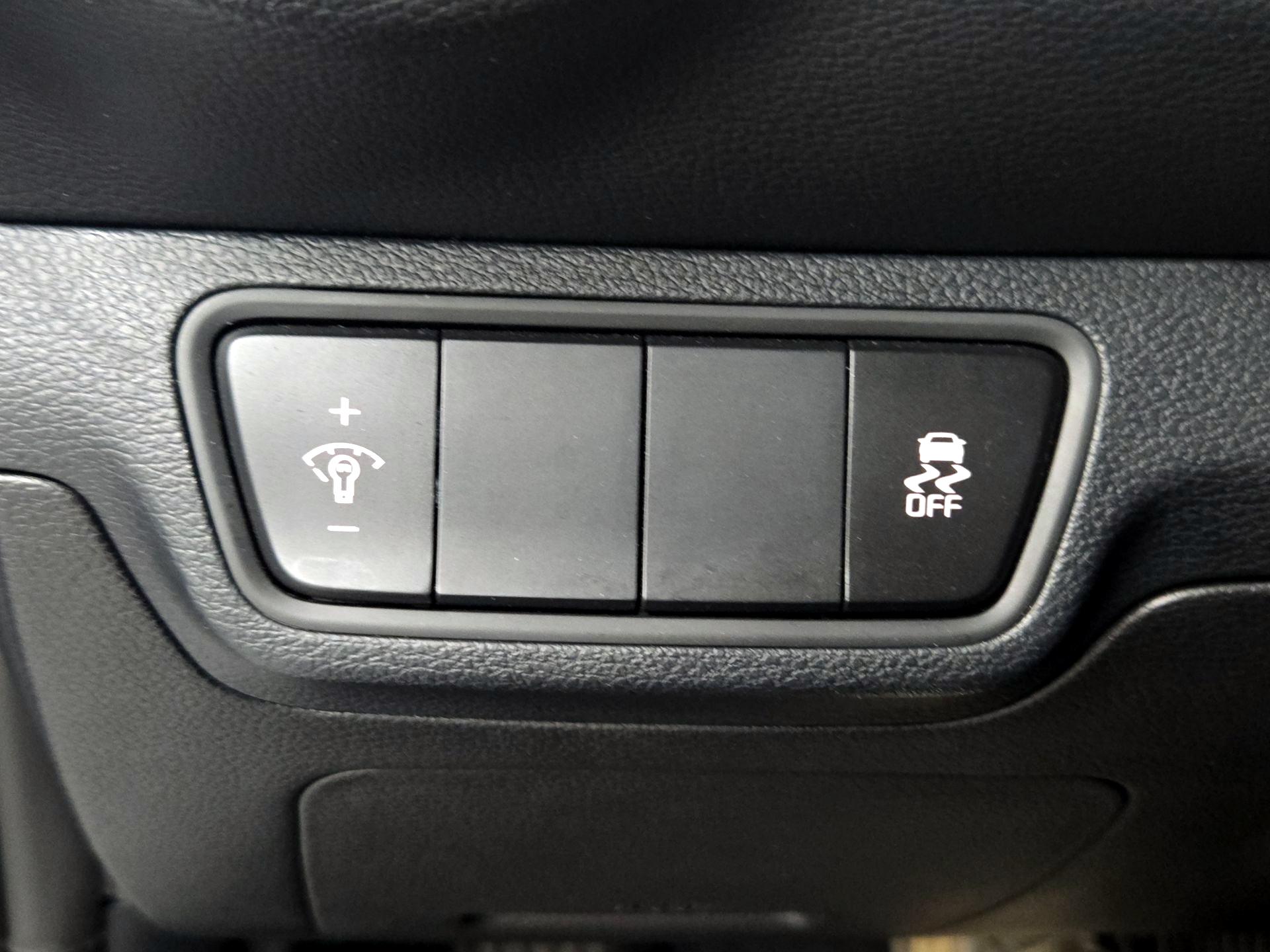 Thumbnail: 2024 Kia Forte - 13