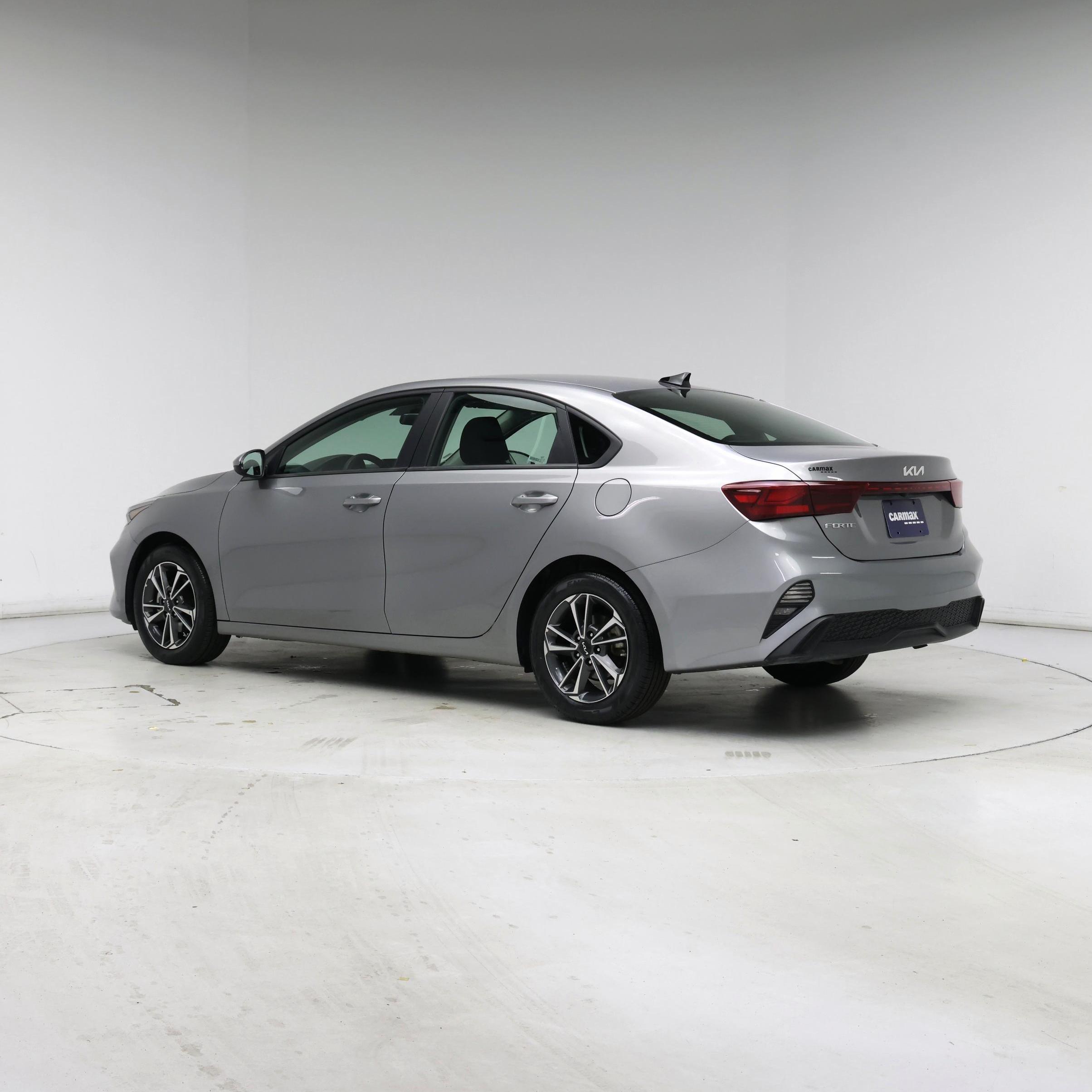 Thumbnail: 2024 Kia Forte - 2