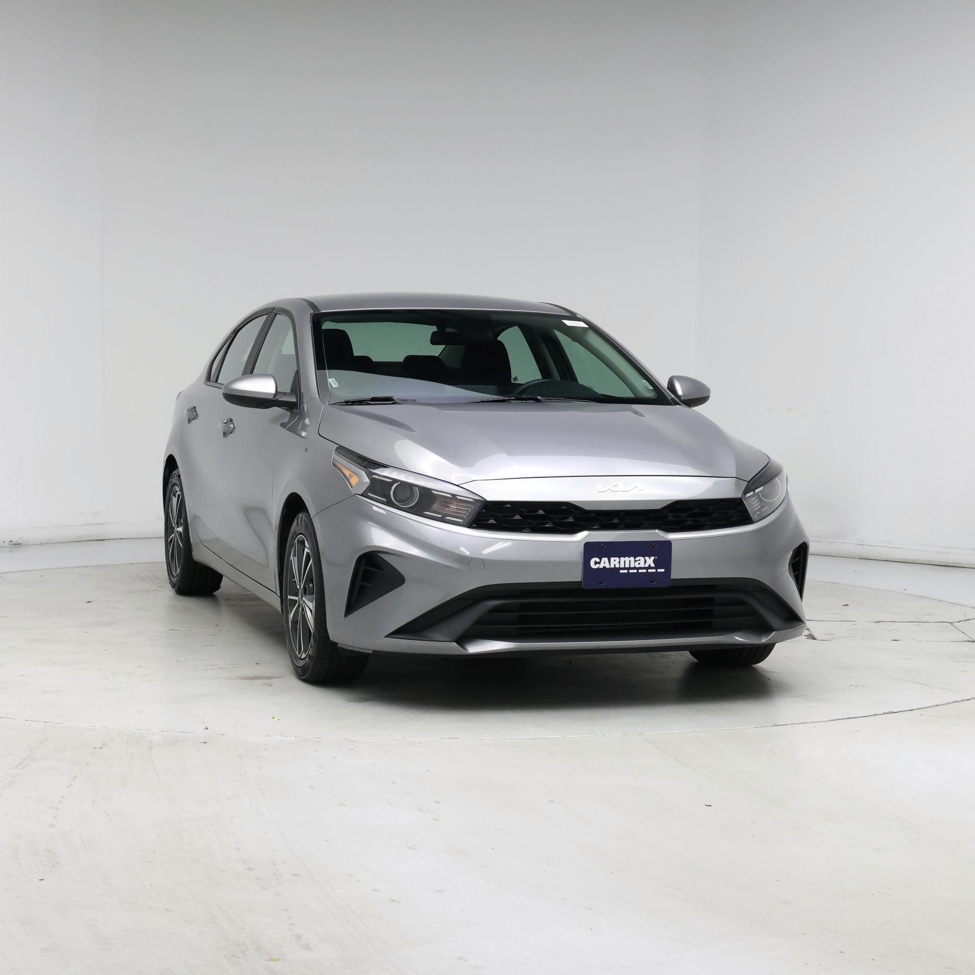 Thumbnail: 2024 Kia Forte - 5