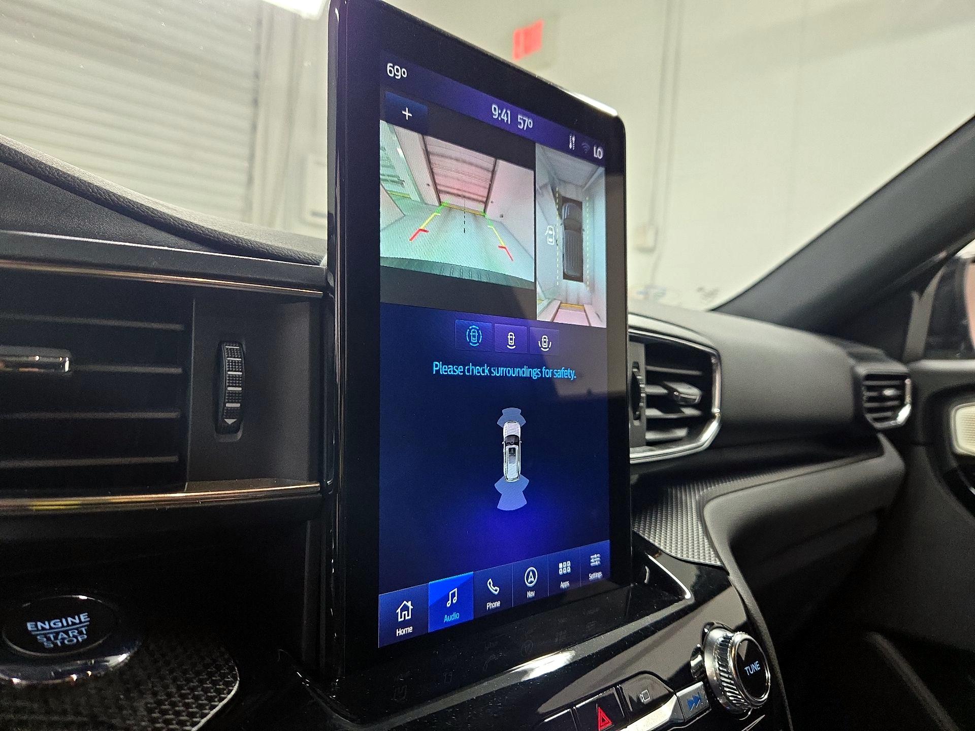 Thumbnail: 2022 Ford Explorer - 15