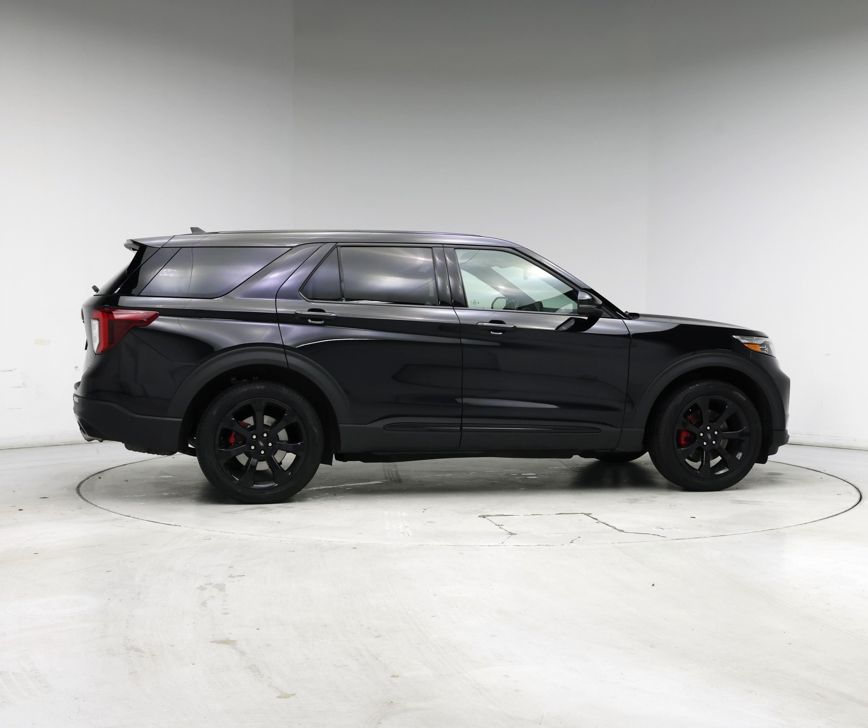 Thumbnail: 2022 Ford Explorer - 7