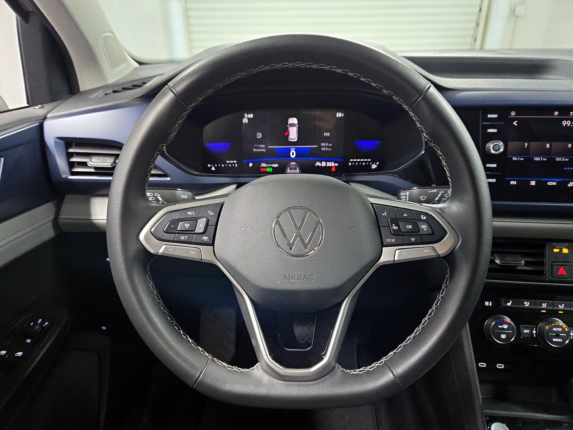 Thumbnail: 2024 Volkswagen Taos - 10