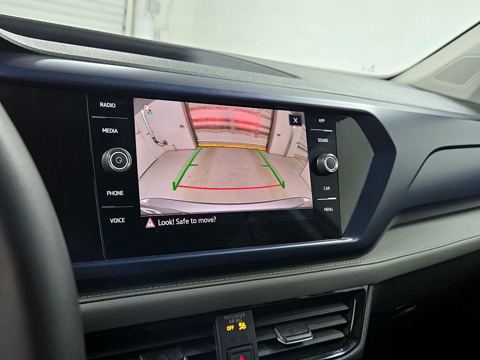 Thumbnail: 2024 Volkswagen Taos - 14