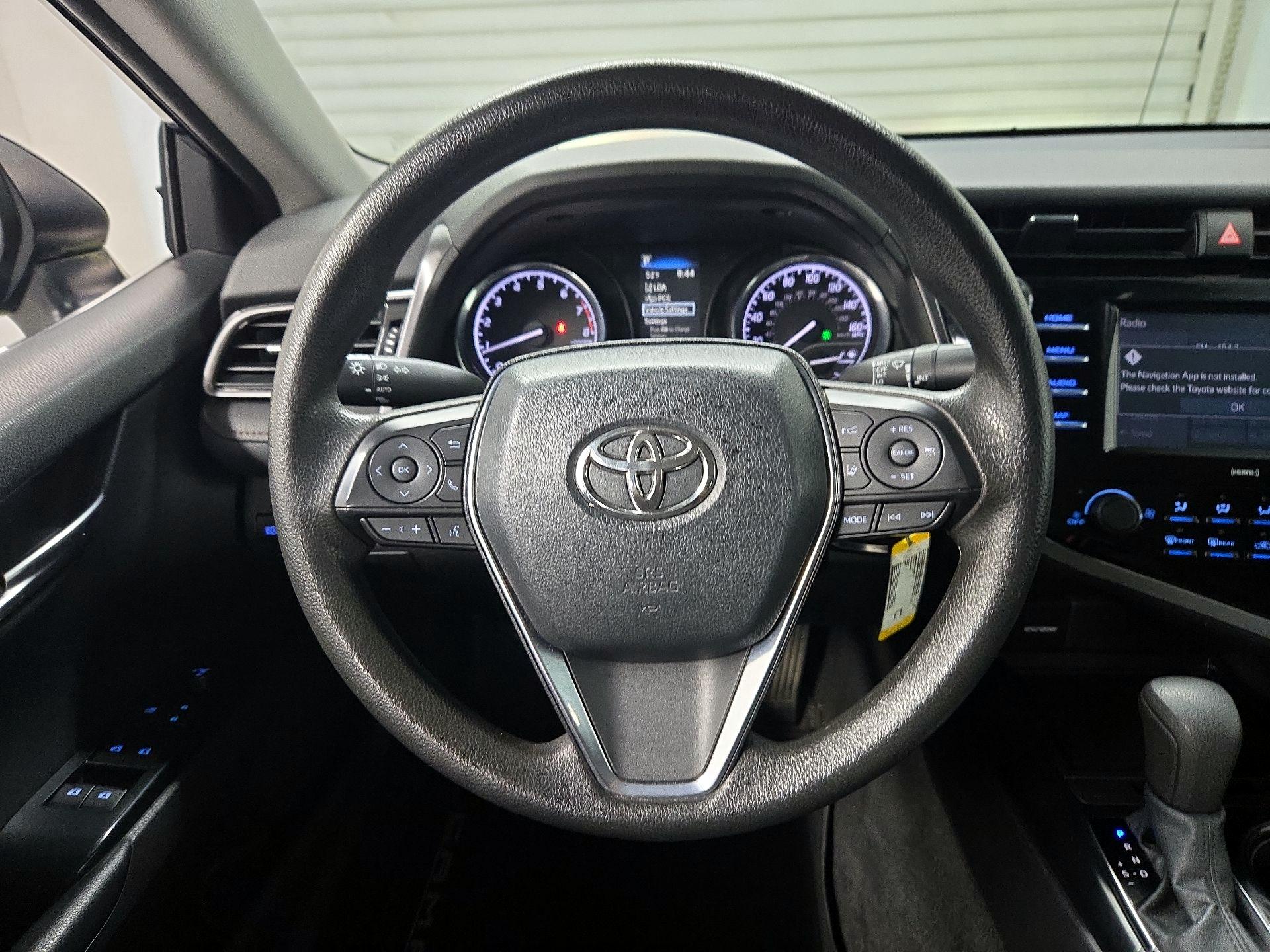 Thumbnail: 2020 Toyota Camry - 10