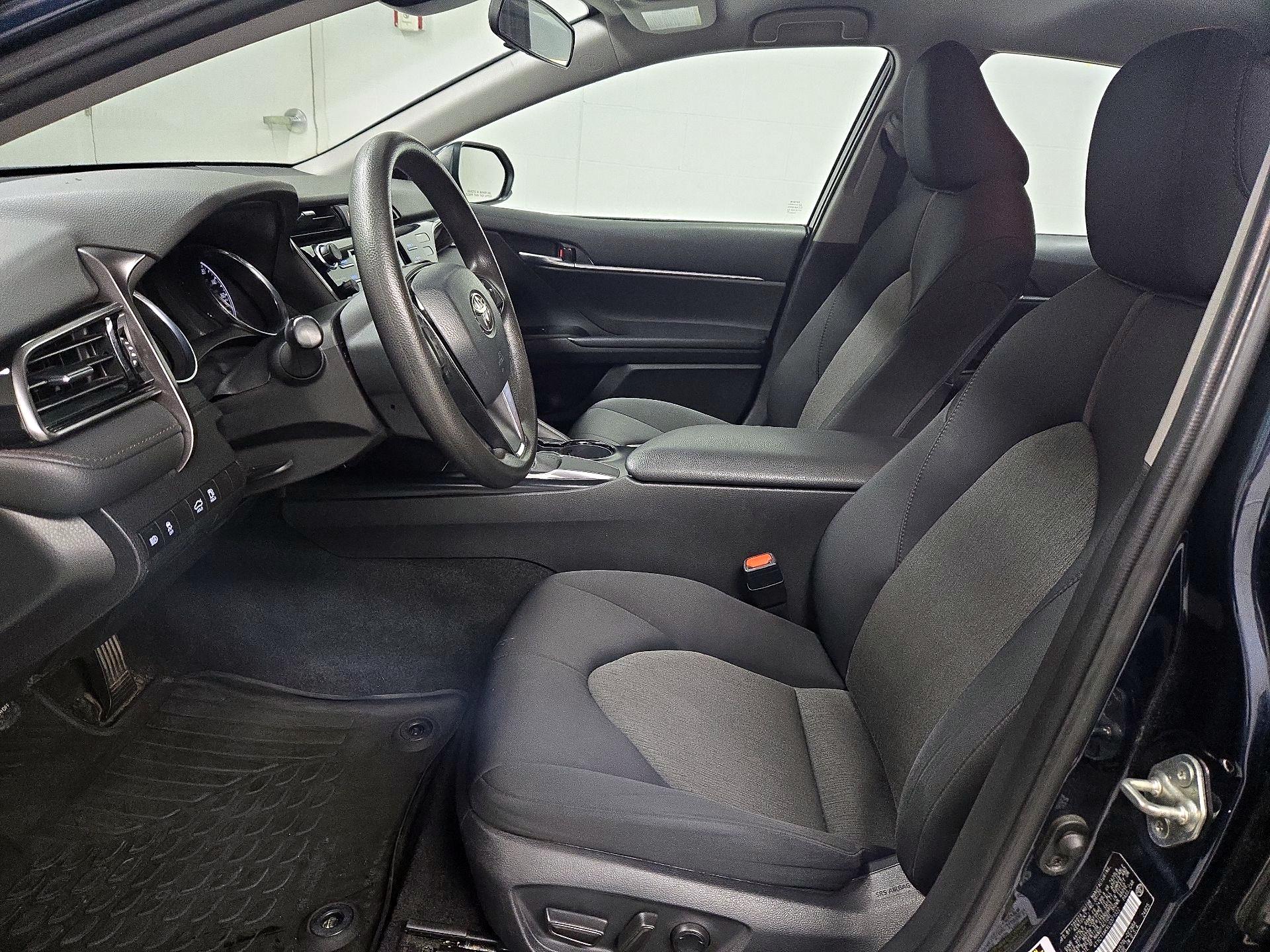 Thumbnail: 2020 Toyota Camry - 11