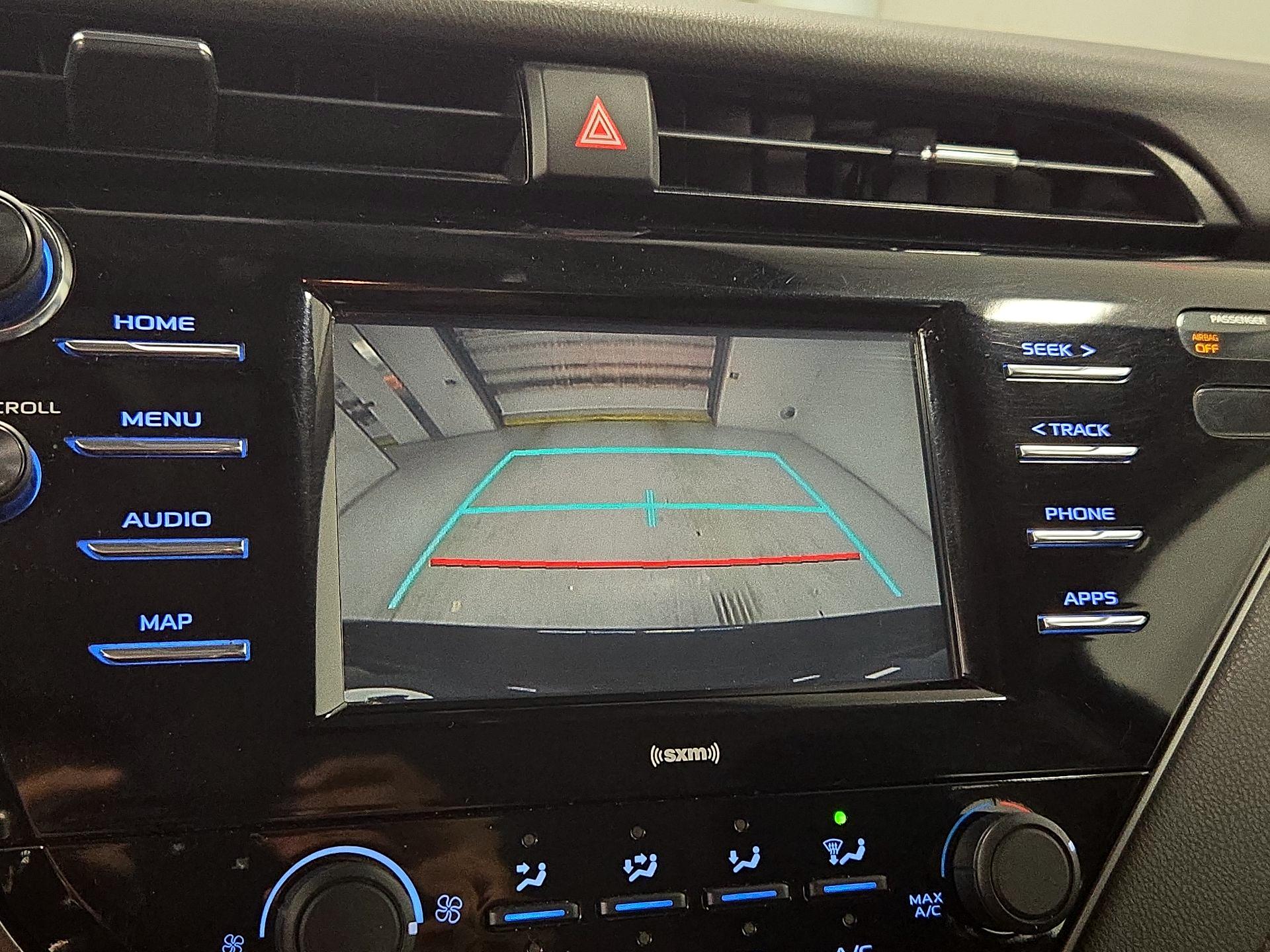 Thumbnail: 2020 Toyota Camry - 14