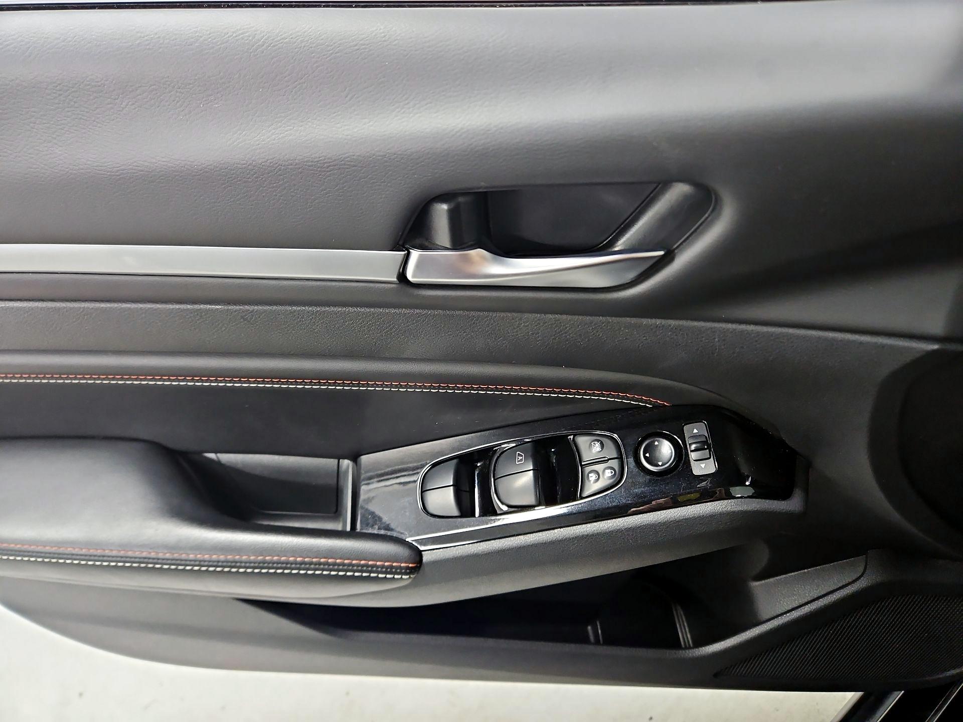 Thumbnail: 2023 Nissan Altima - 12