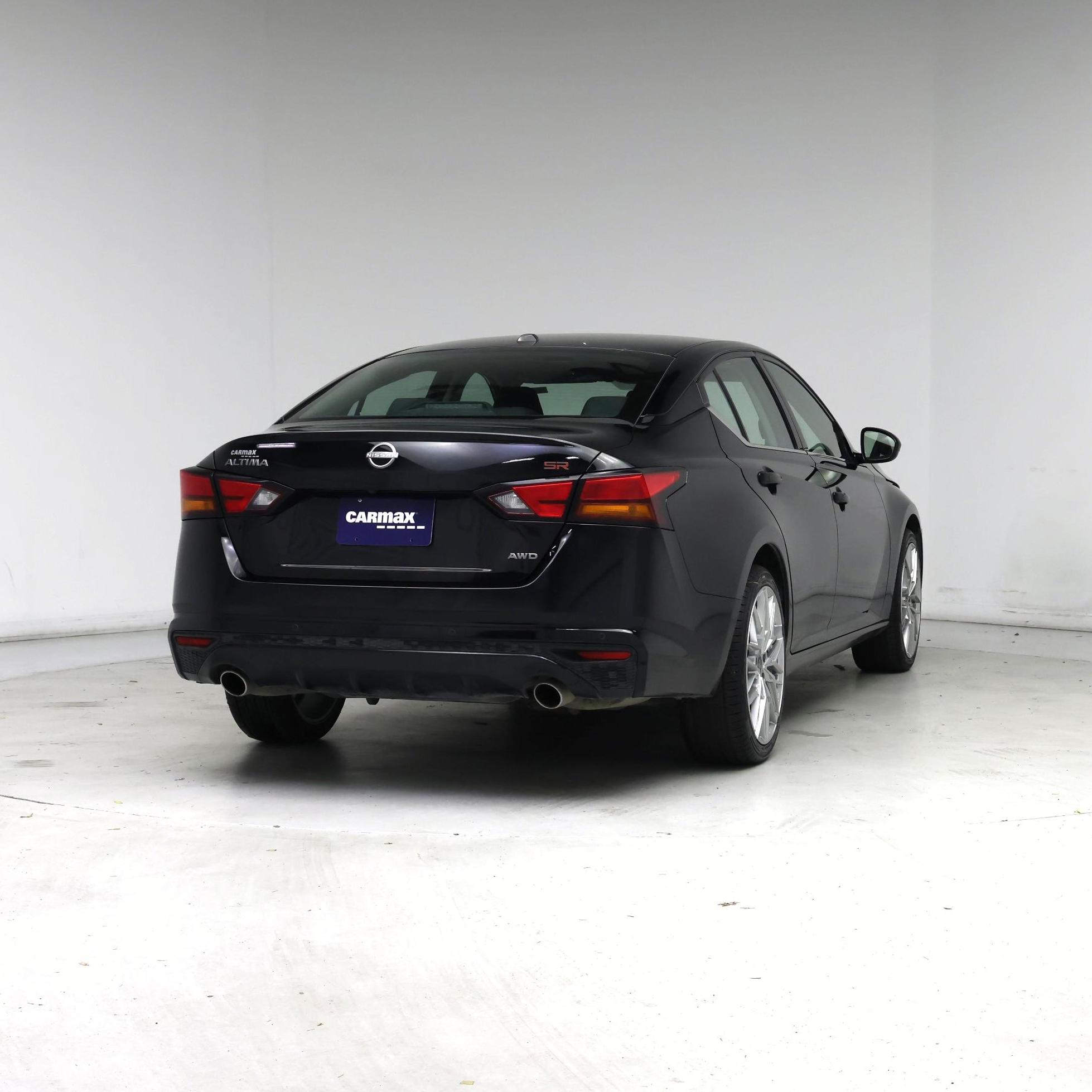 Thumbnail: 2023 Nissan Altima - 8