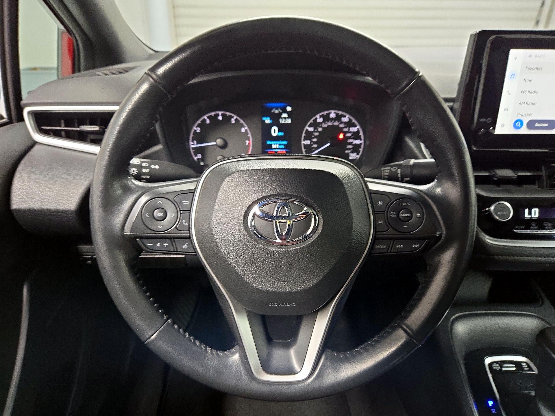 Thumbnail: 2023 Toyota Corolla - 10