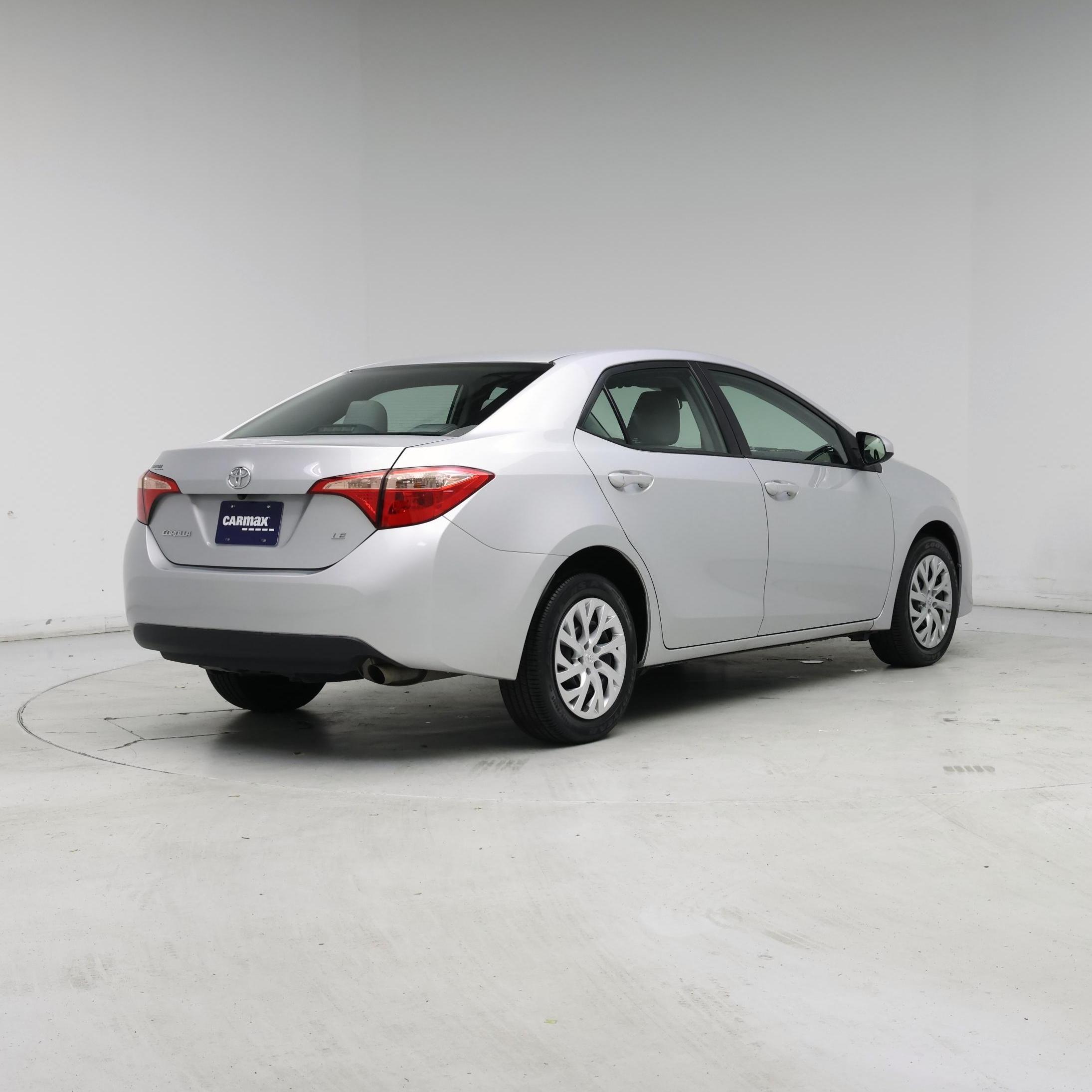 Thumbnail: 2017 Toyota Corolla - 8