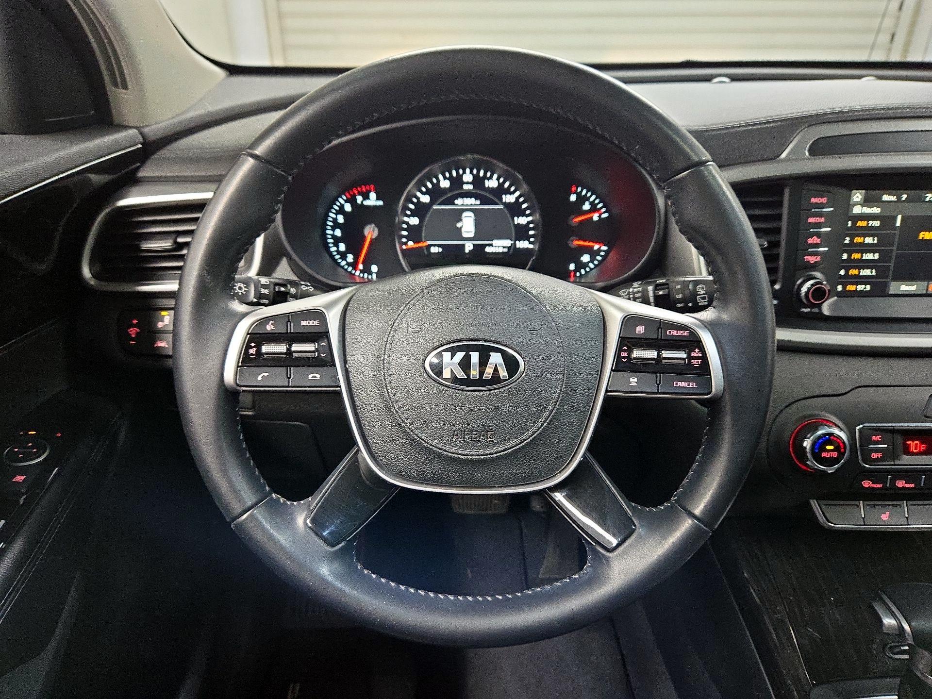 Thumbnail: 2020 Kia Sorento - 10