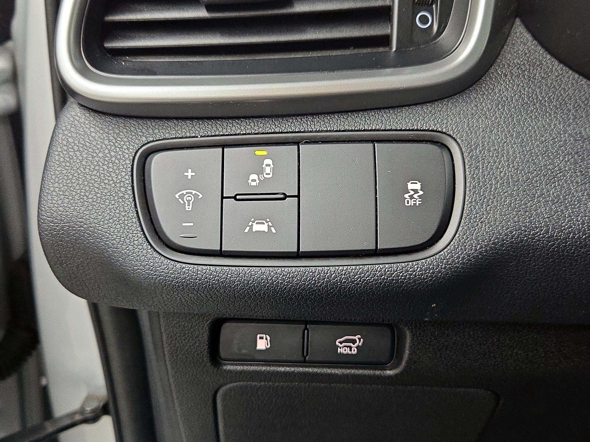 Thumbnail: 2020 Kia Sorento - 13