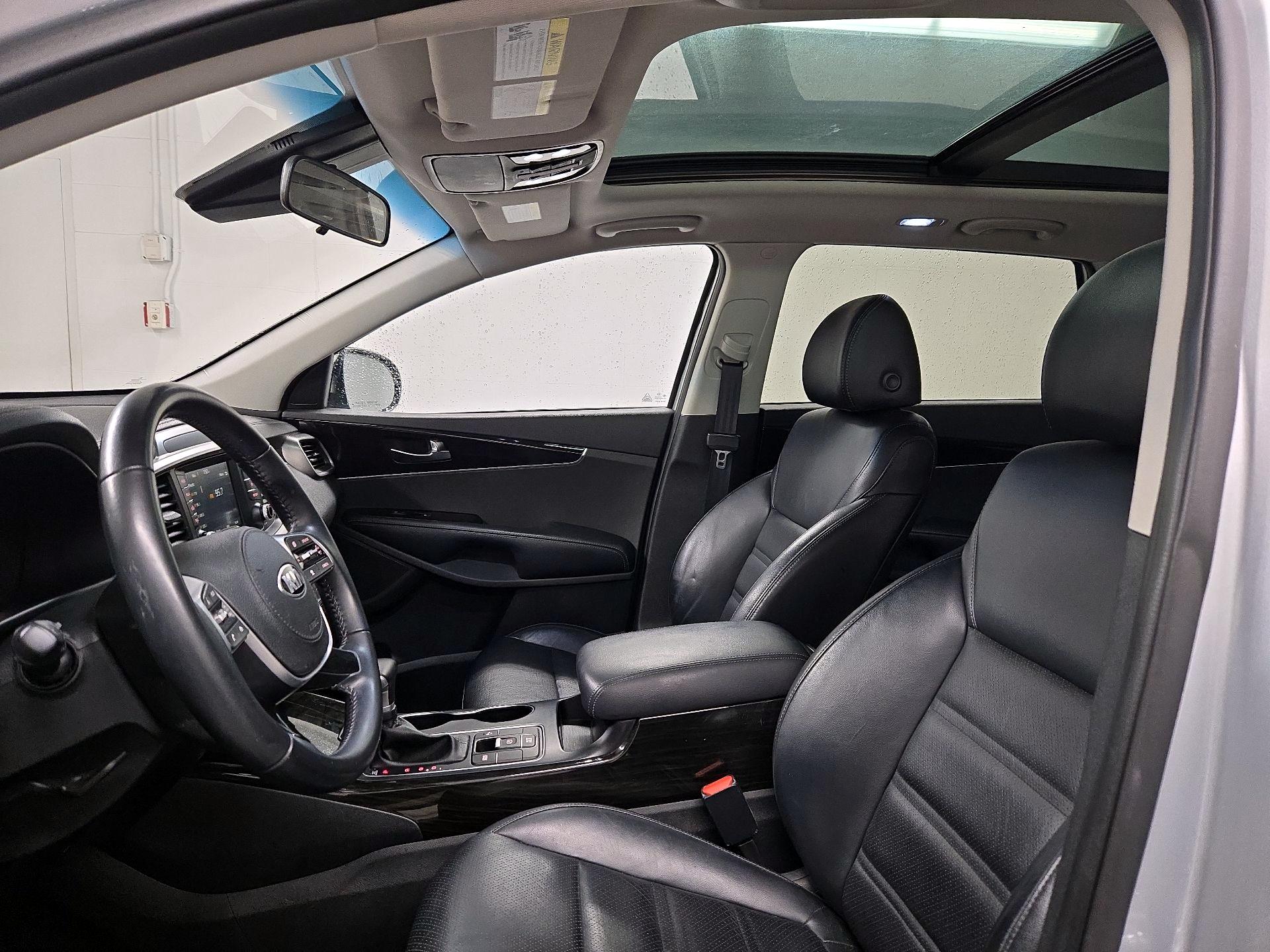 Thumbnail: 2020 Kia Sorento - 19