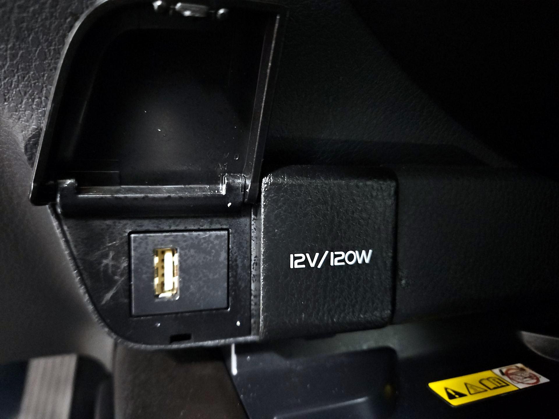 Thumbnail: 2023 Toyota Camry - 18