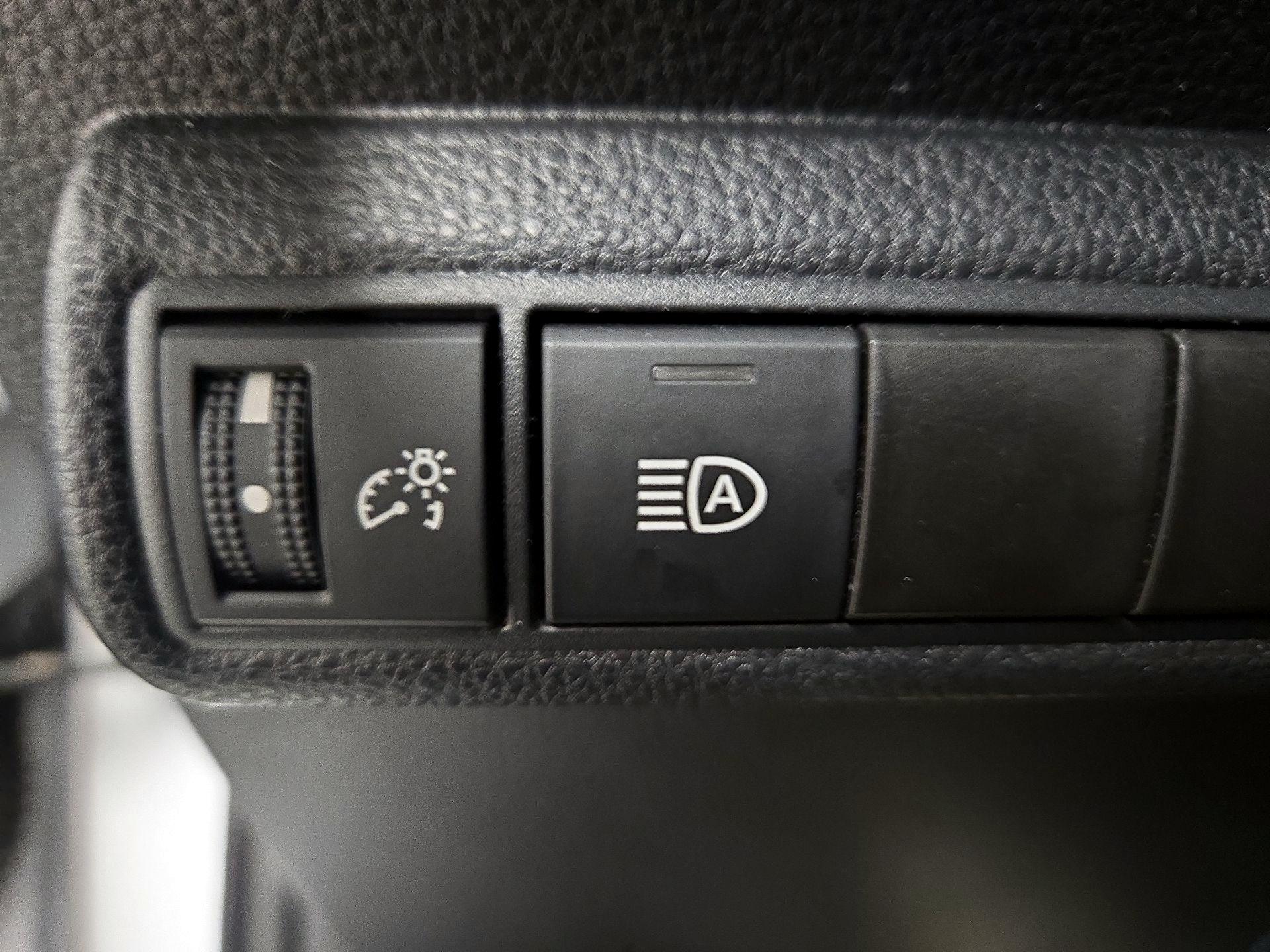 Thumbnail: 2024 Toyota Corolla - 13