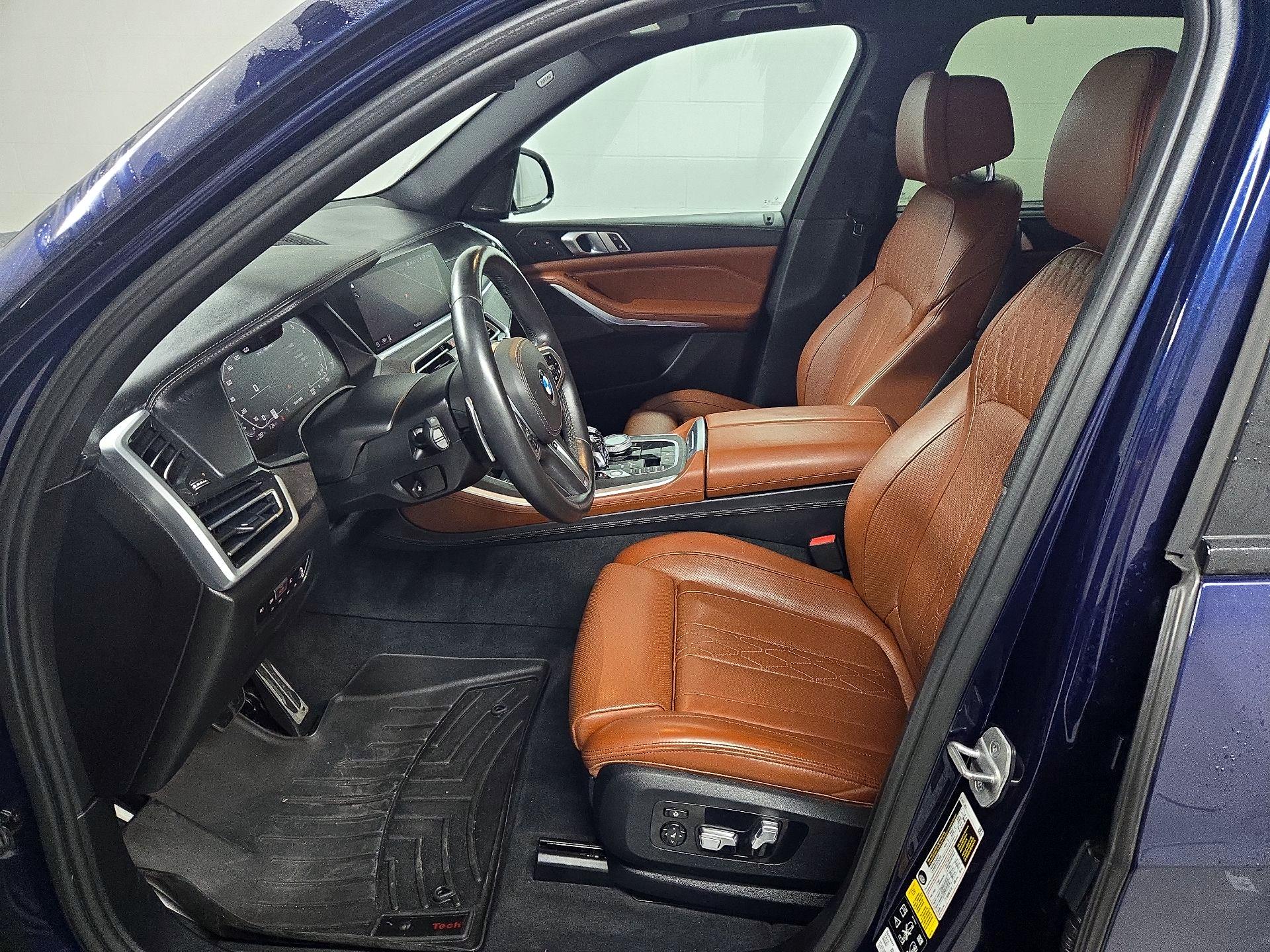 Thumbnail: 2021 BMW X5 - 11