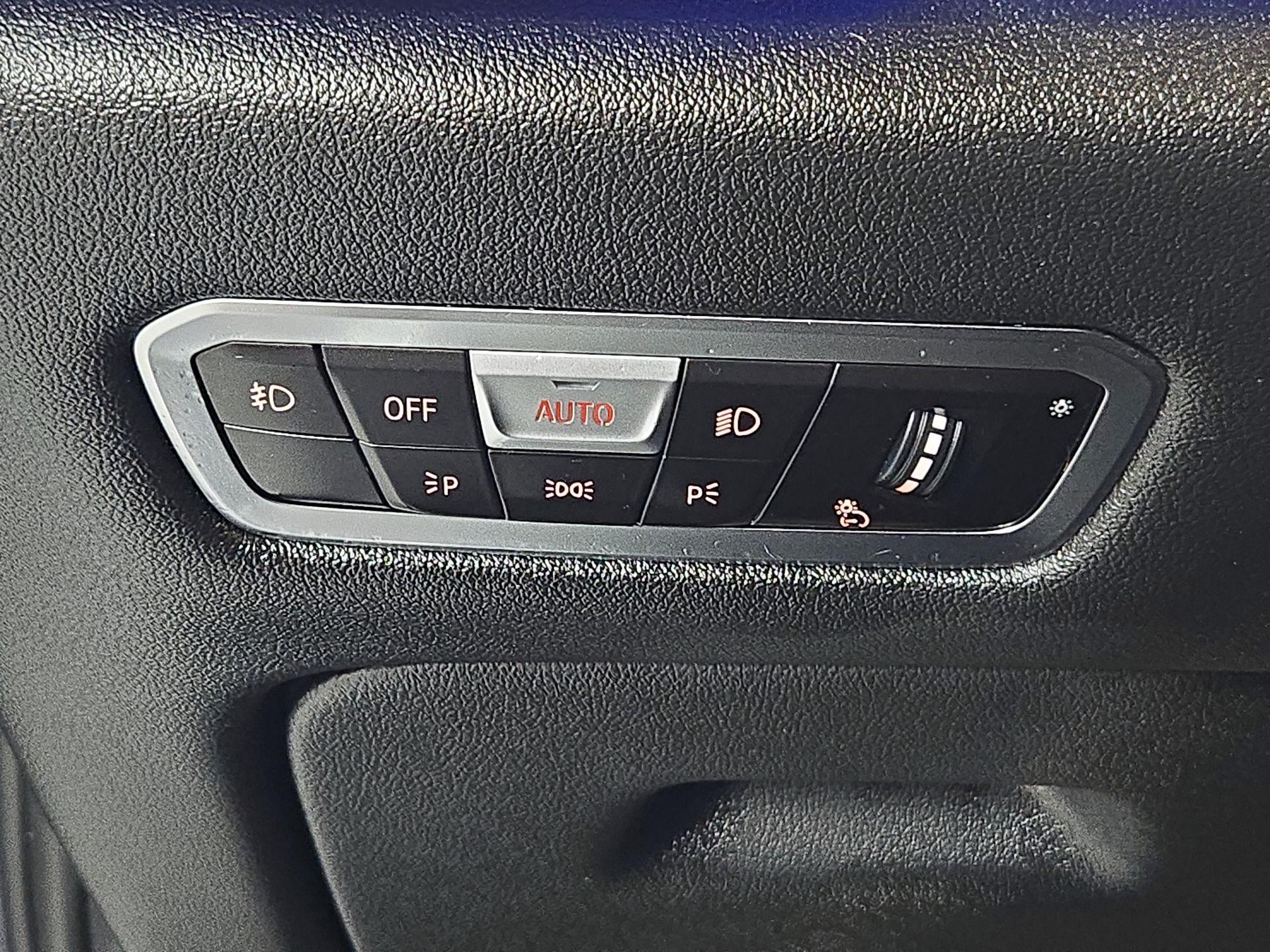 Thumbnail: 2021 BMW X5 - 13