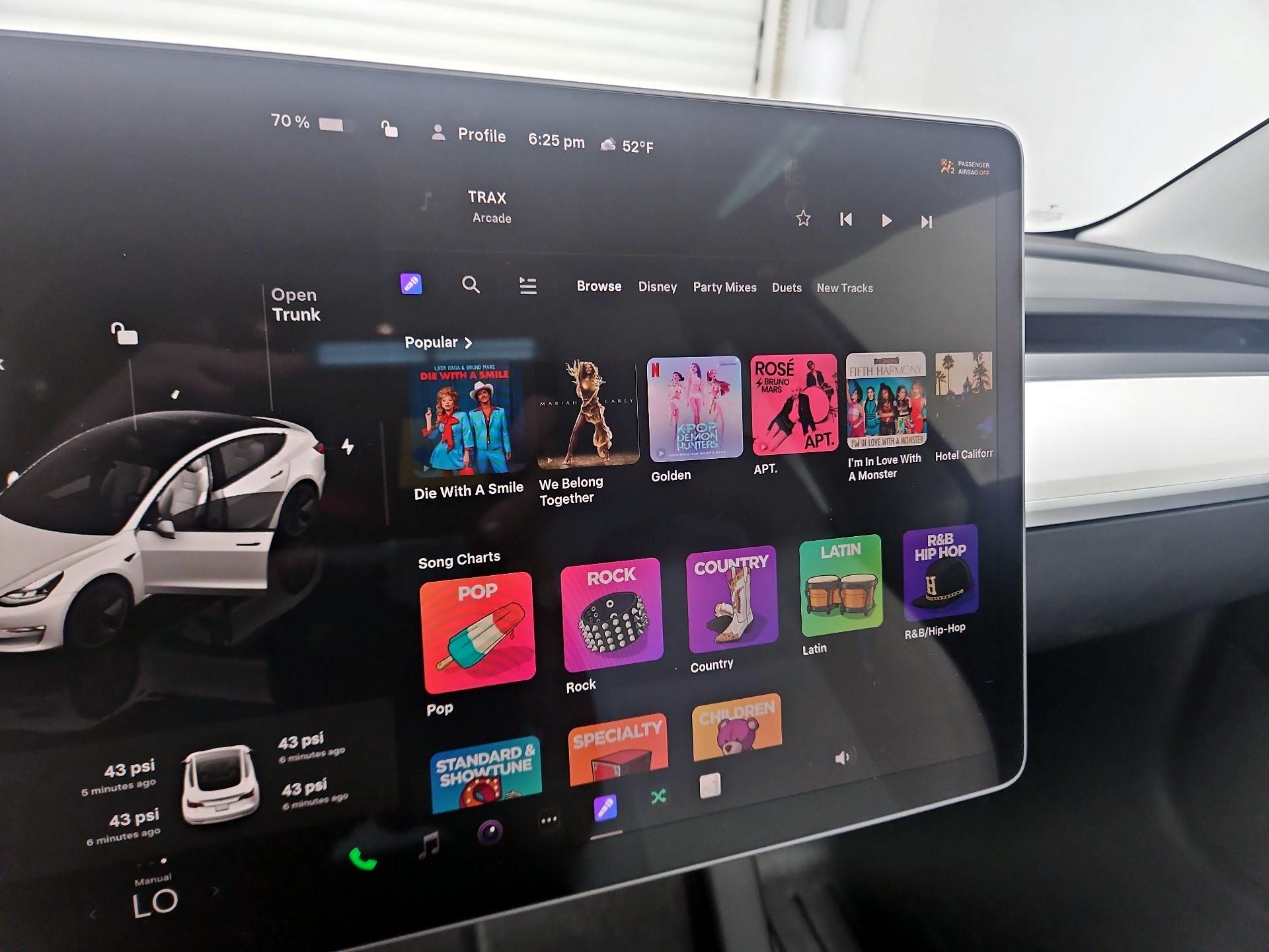 Thumbnail: 2023 Tesla Model 3 - 15