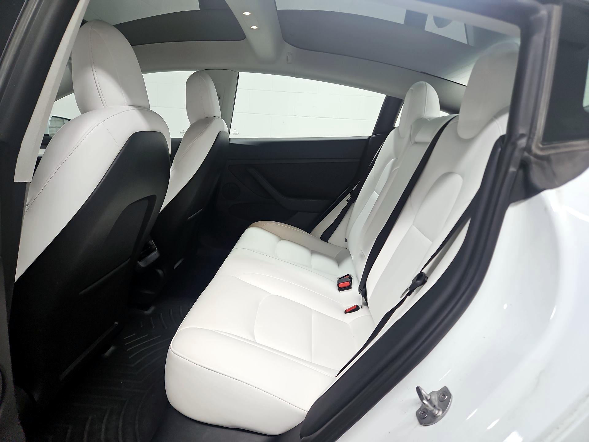 Thumbnail: 2023 Tesla Model 3 - 20