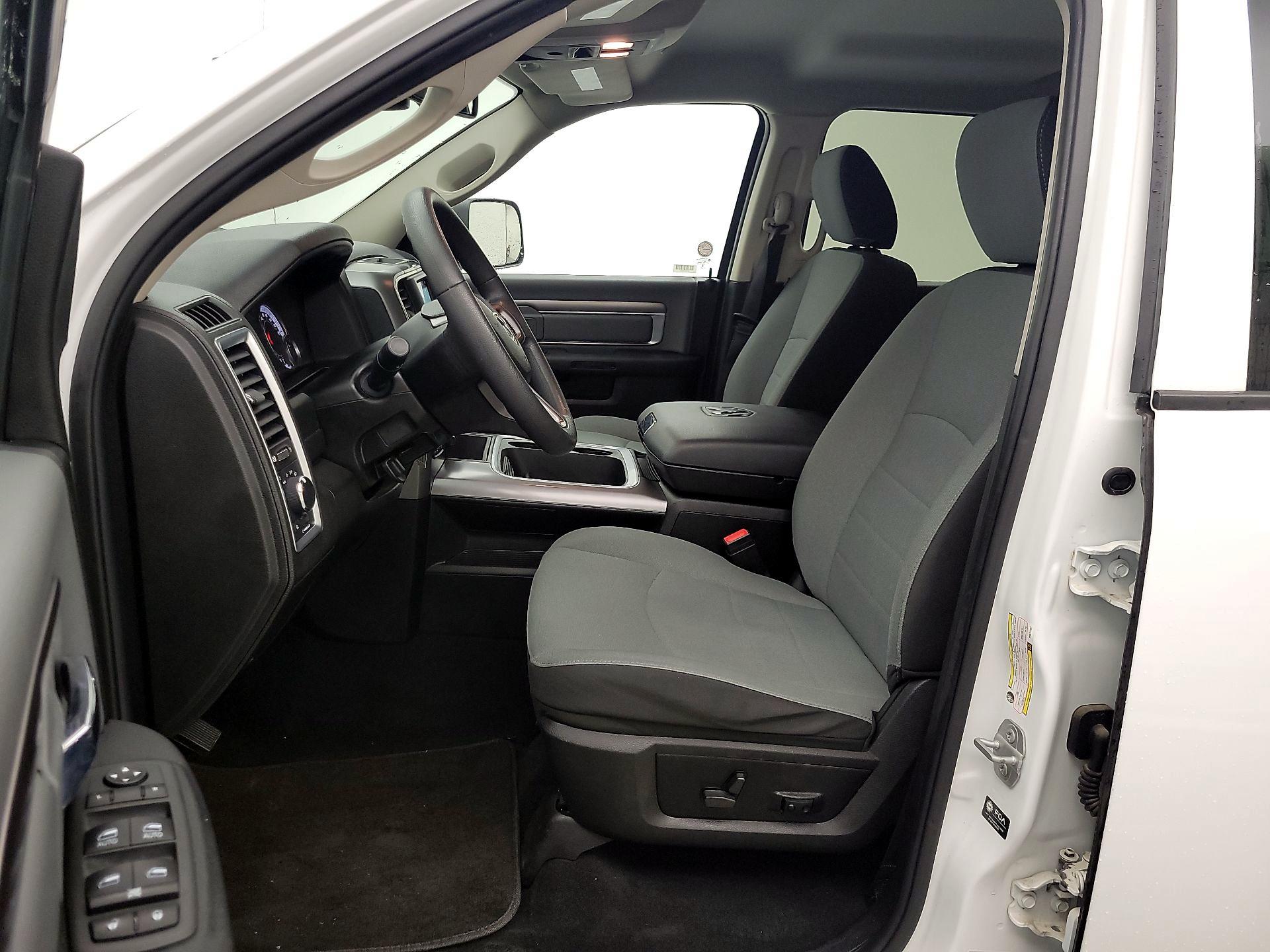 Thumbnail: 2023 RAM 1500 Classic - 11