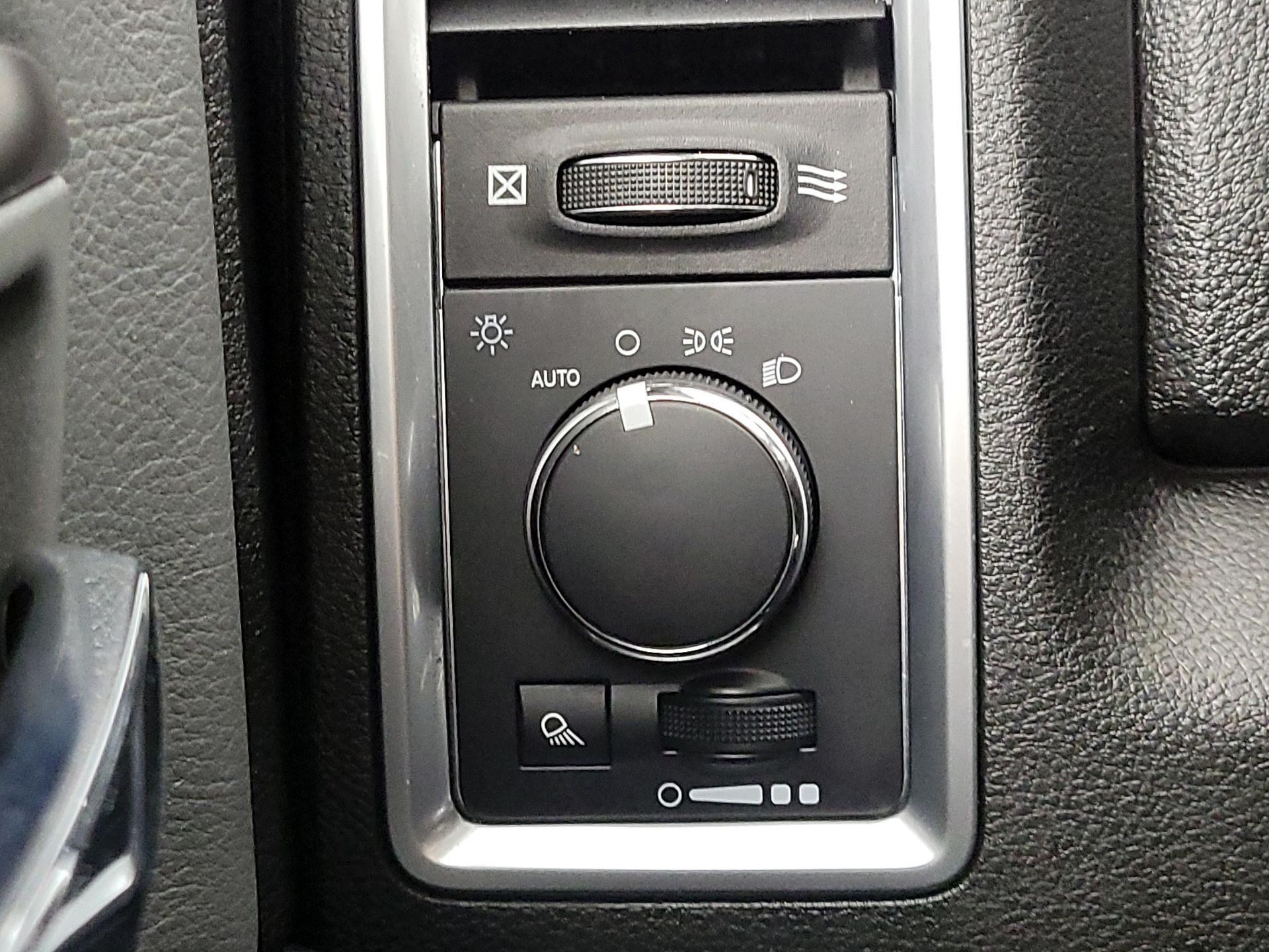 Thumbnail: 2023 RAM 1500 Classic - 13