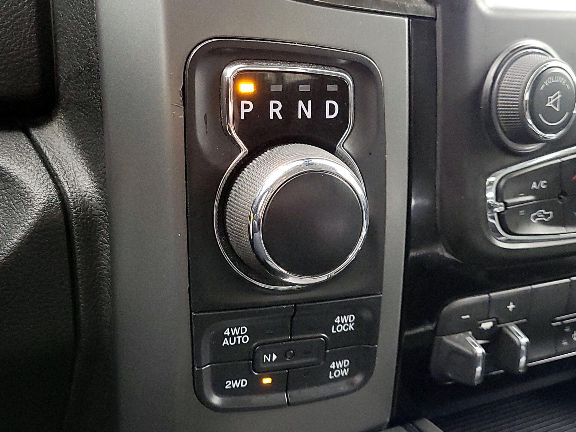 Thumbnail: 2023 RAM 1500 Classic - 18