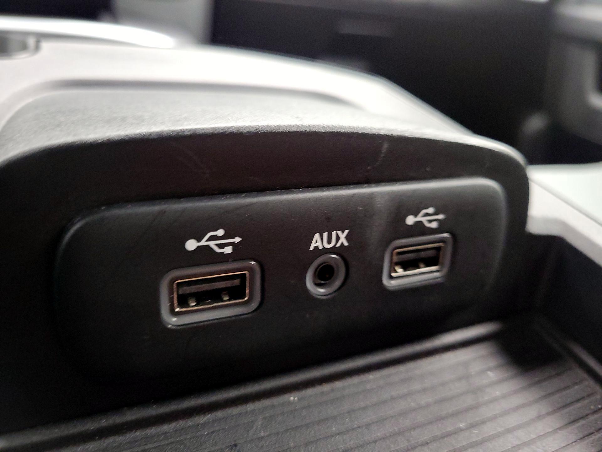 Thumbnail: 2023 RAM 1500 Classic - 19