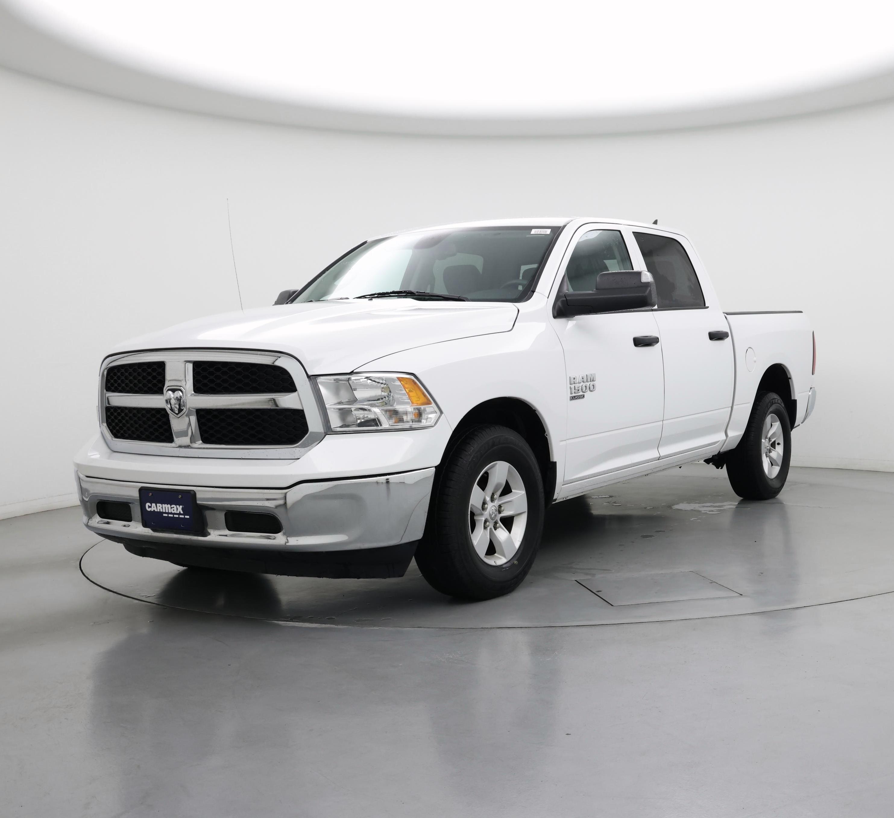 Thumbnail: 2023 RAM 1500 Classic - 4
