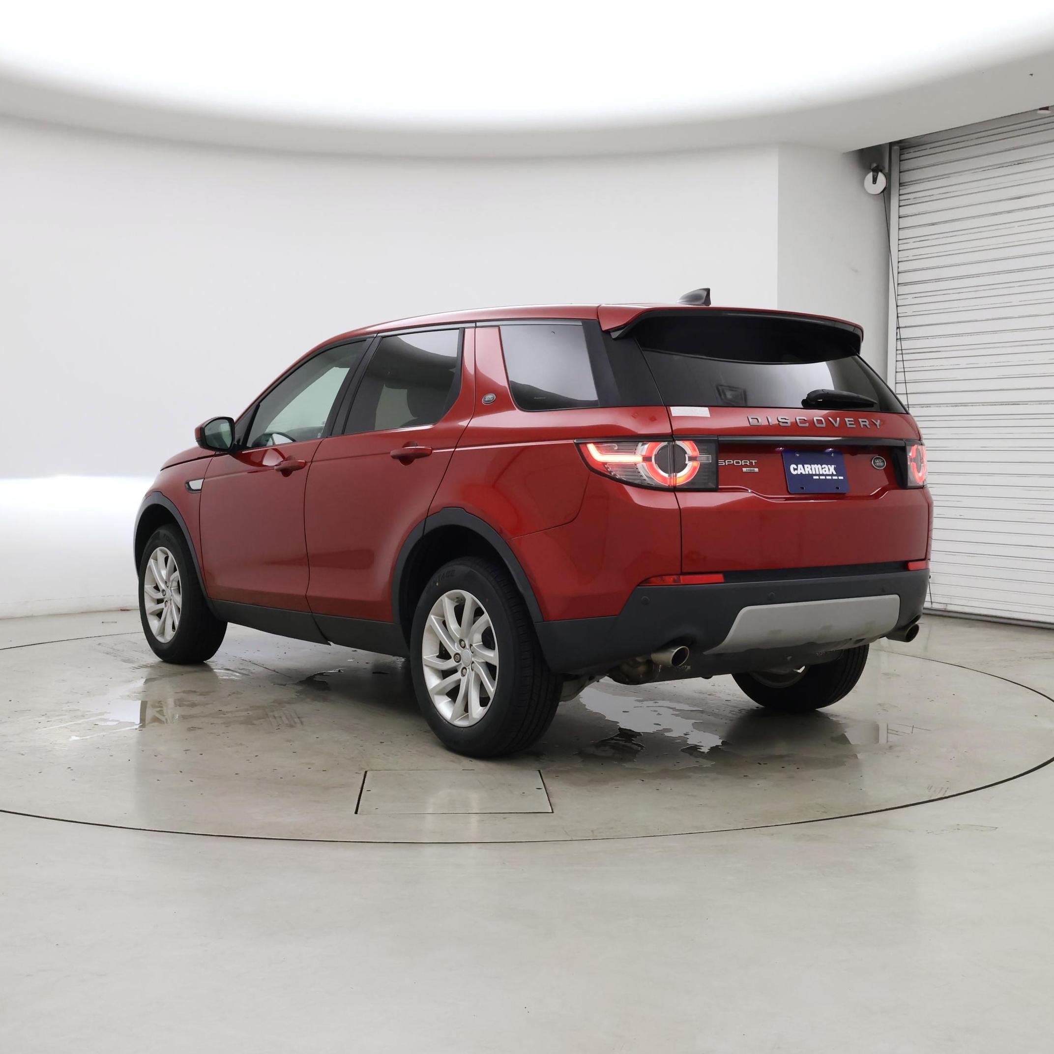 Thumbnail: 2018 Land Rover Discovery Sport - 2