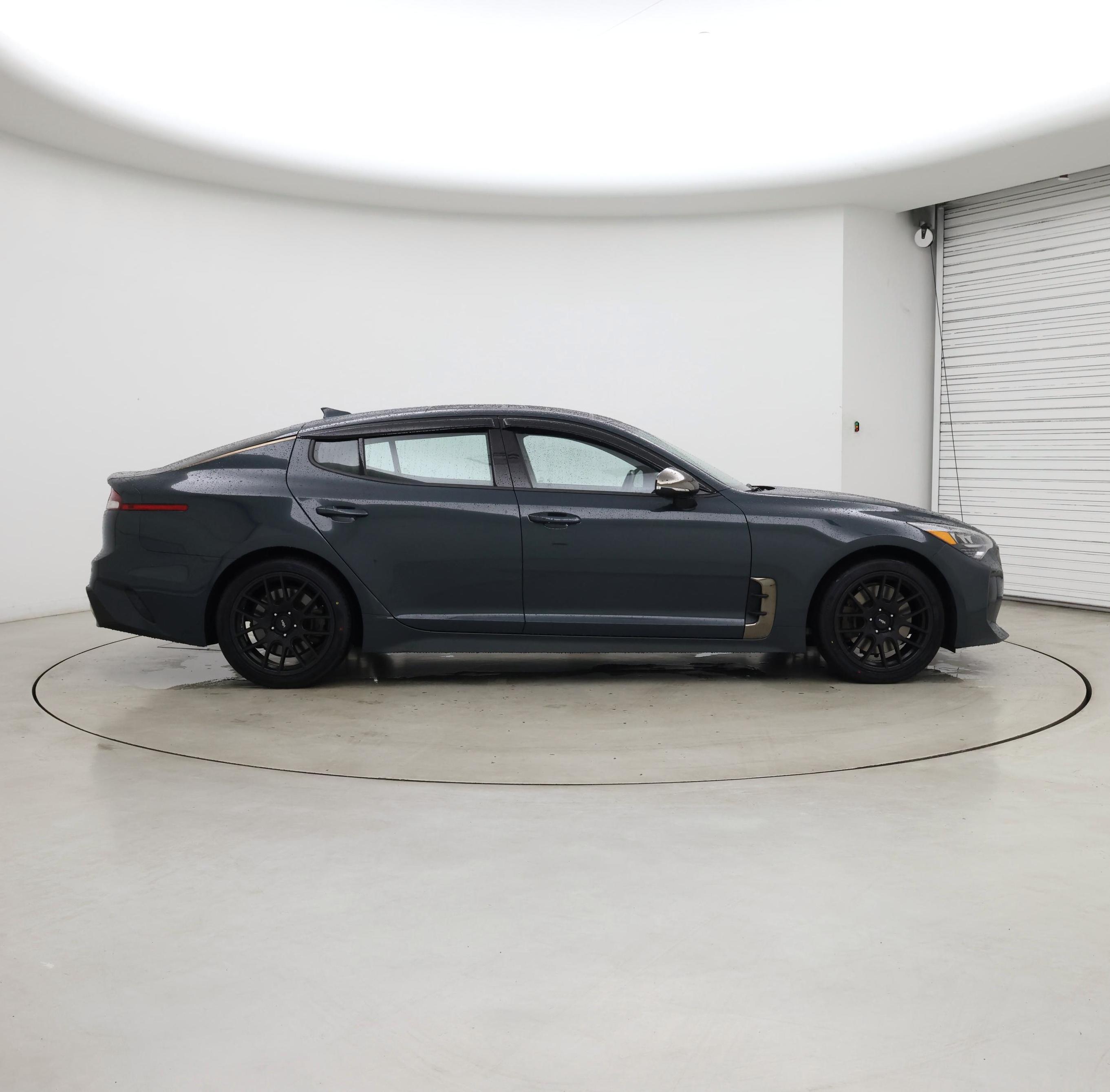 Thumbnail: 2022 Kia Stinger - 7