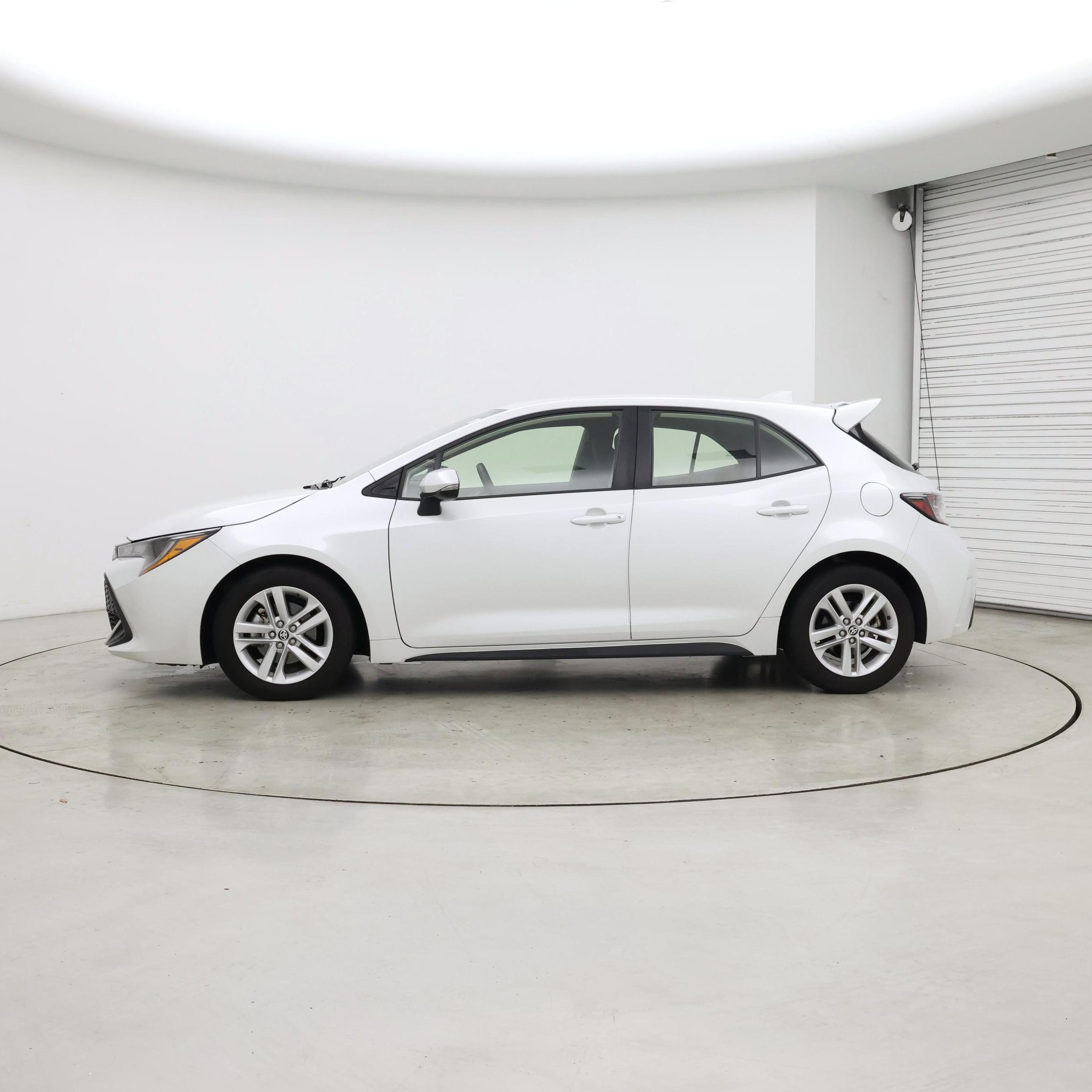 Thumbnail: 2022 Toyota Corolla - 3