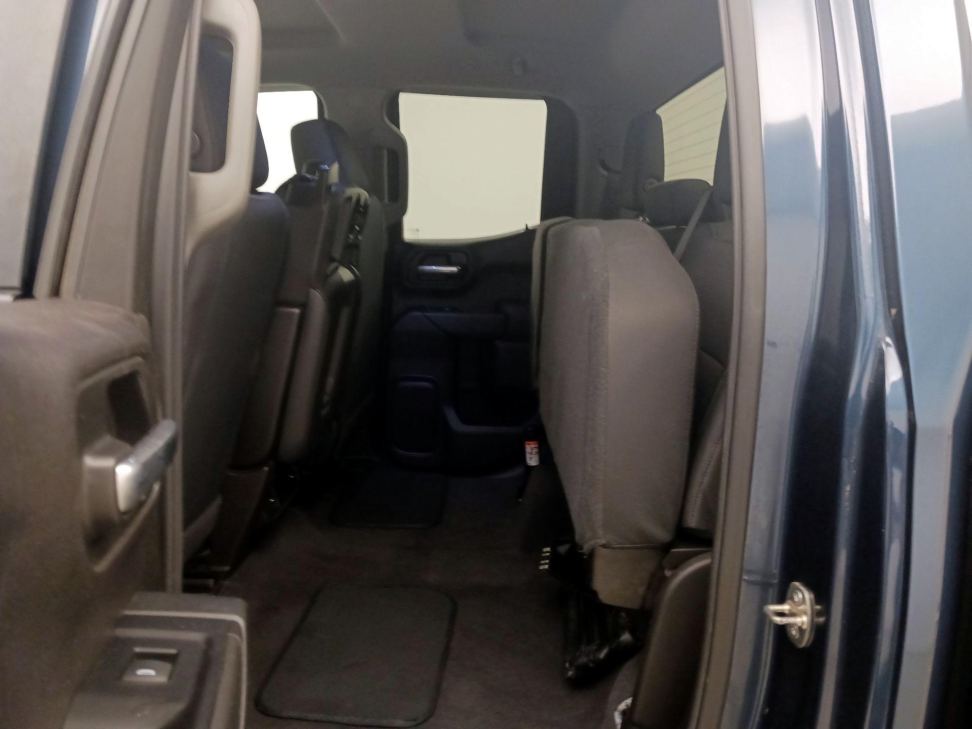 Thumbnail: 2019 Chevrolet Silverado 1500 - 19