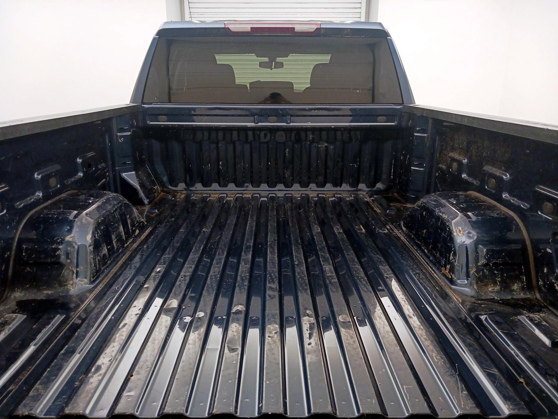 Thumbnail: 2019 Chevrolet Silverado 1500 - 20