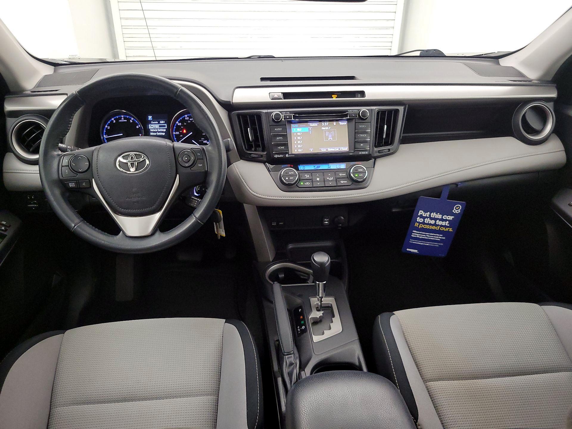 Thumbnail: 2016 Toyota RAV4 - 9