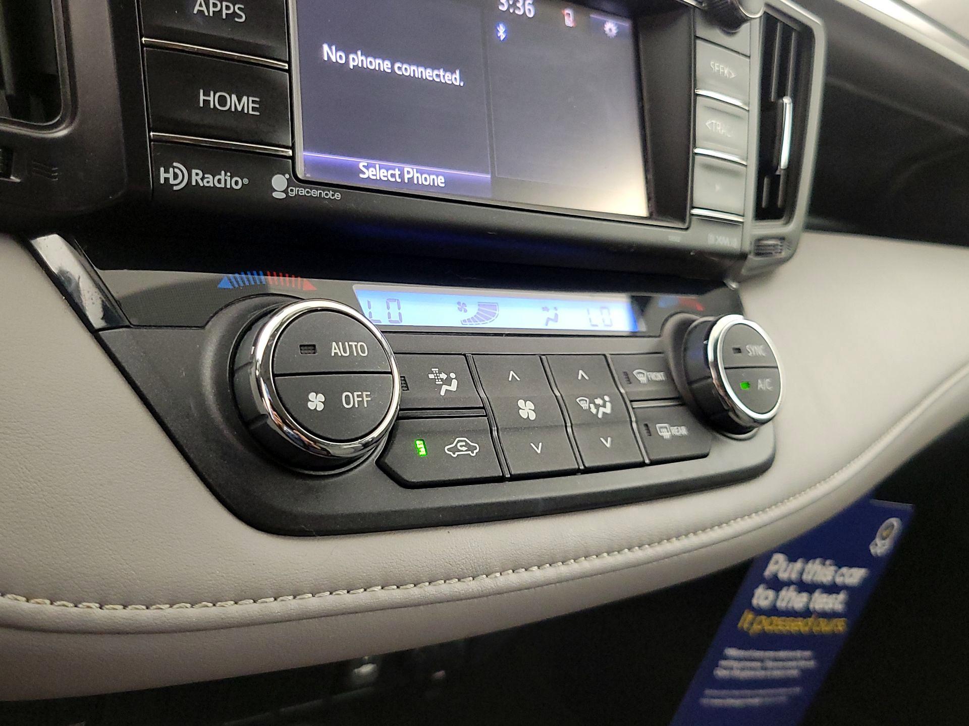 Thumbnail: 2016 Toyota RAV4 - 16