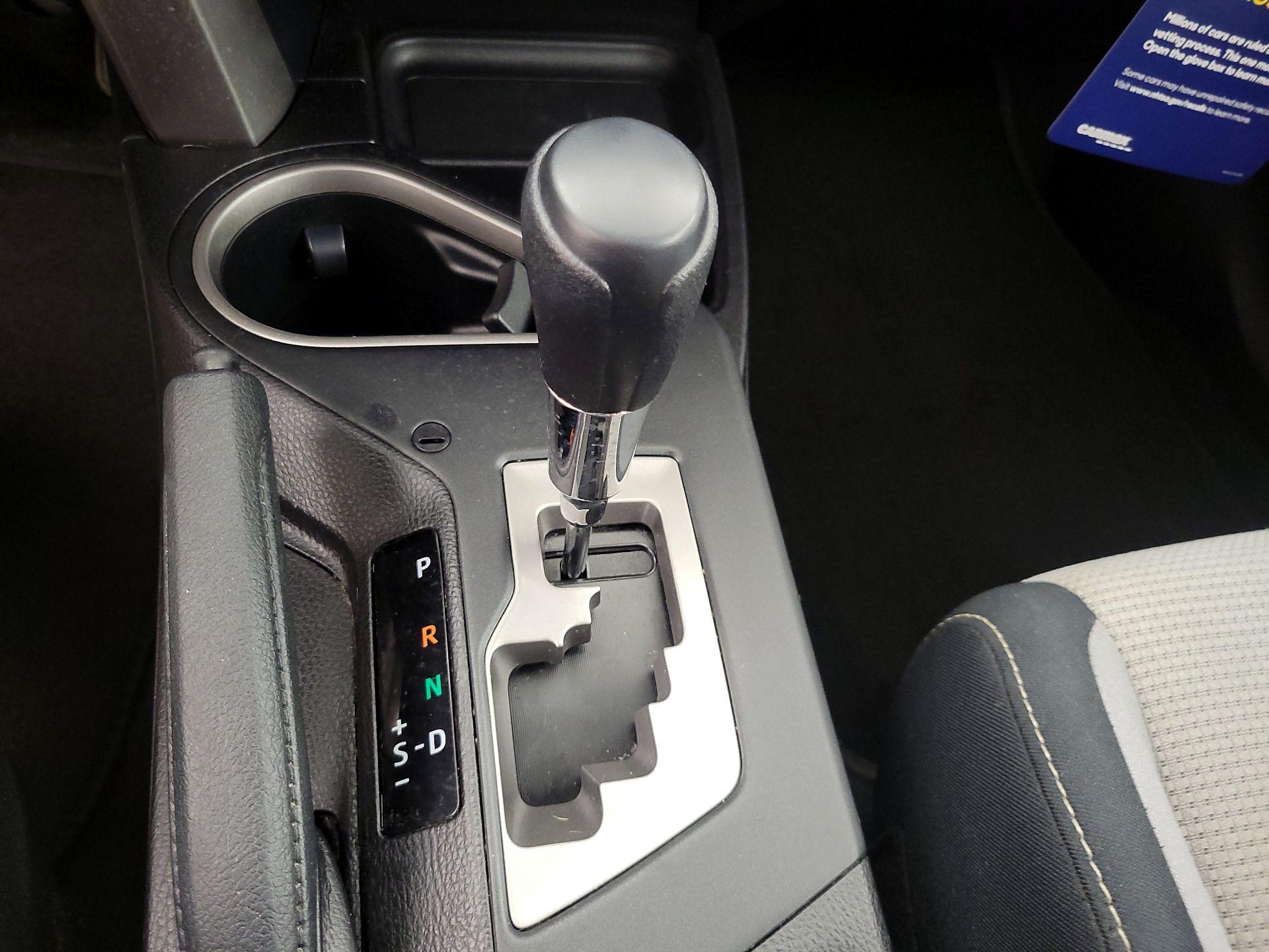 Thumbnail: 2016 Toyota RAV4 - 17