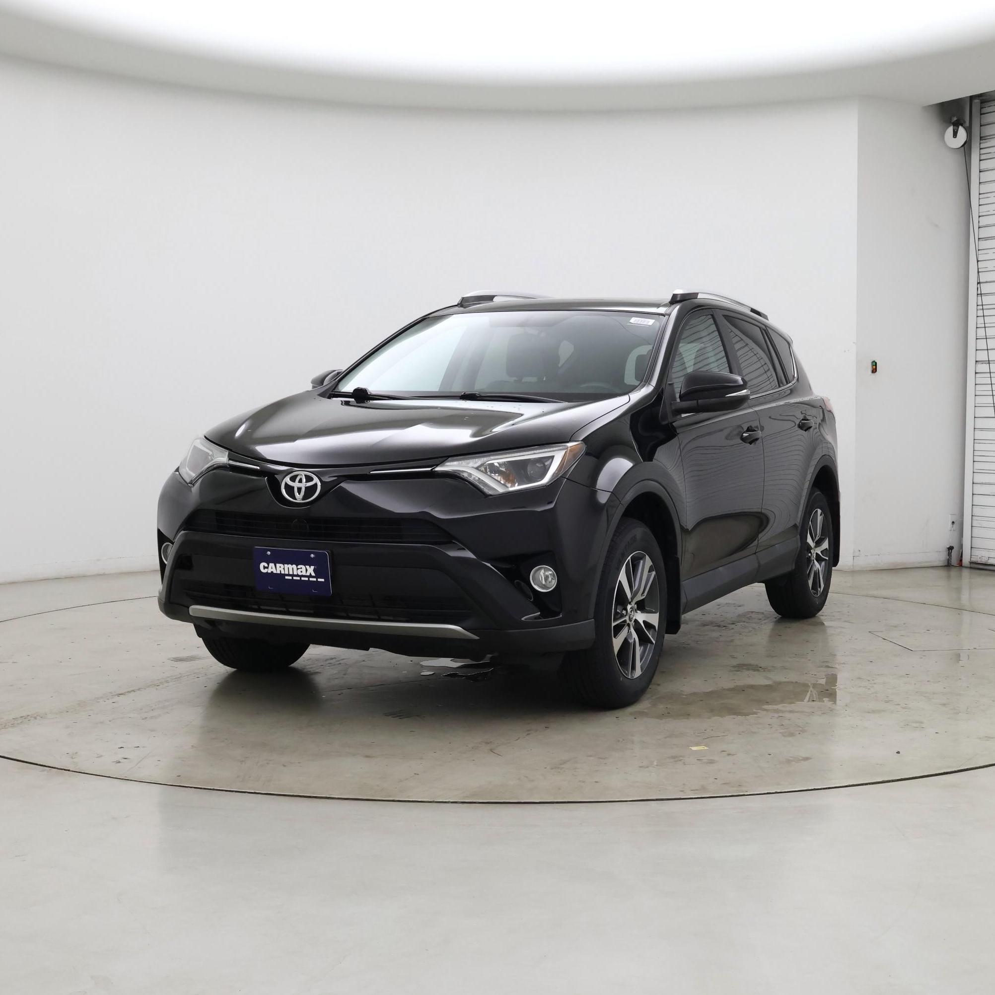 Thumbnail: 2016 Toyota RAV4 - 4