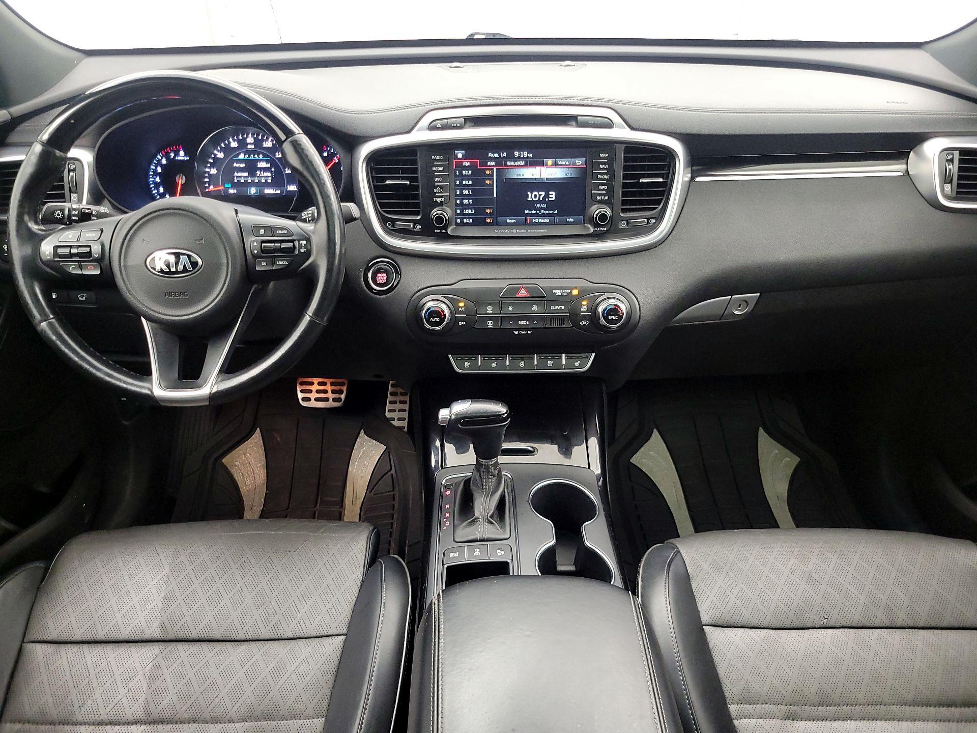 Thumbnail: 2016 Kia Sorento - 9