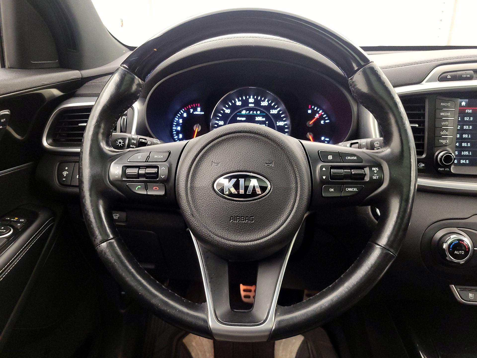 Thumbnail: 2016 Kia Sorento - 10