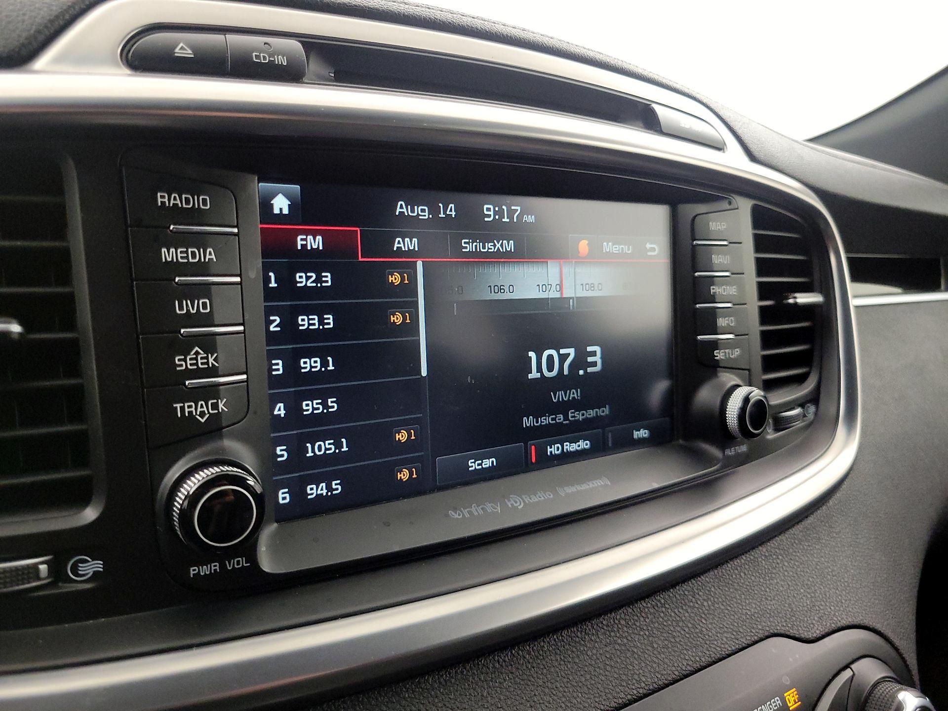 Thumbnail: 2016 Kia Sorento - 16