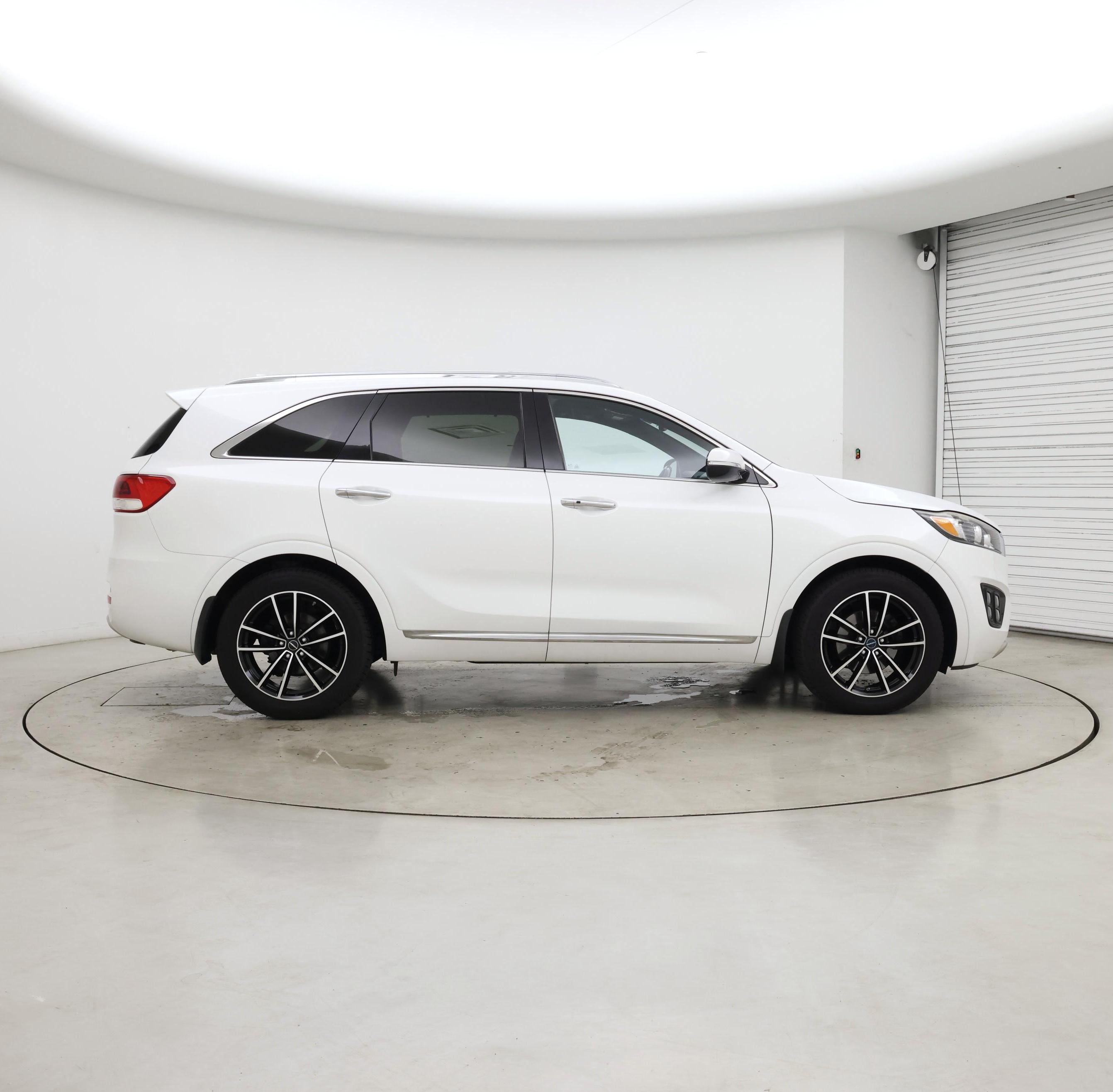 Thumbnail: 2016 Kia Sorento - 7