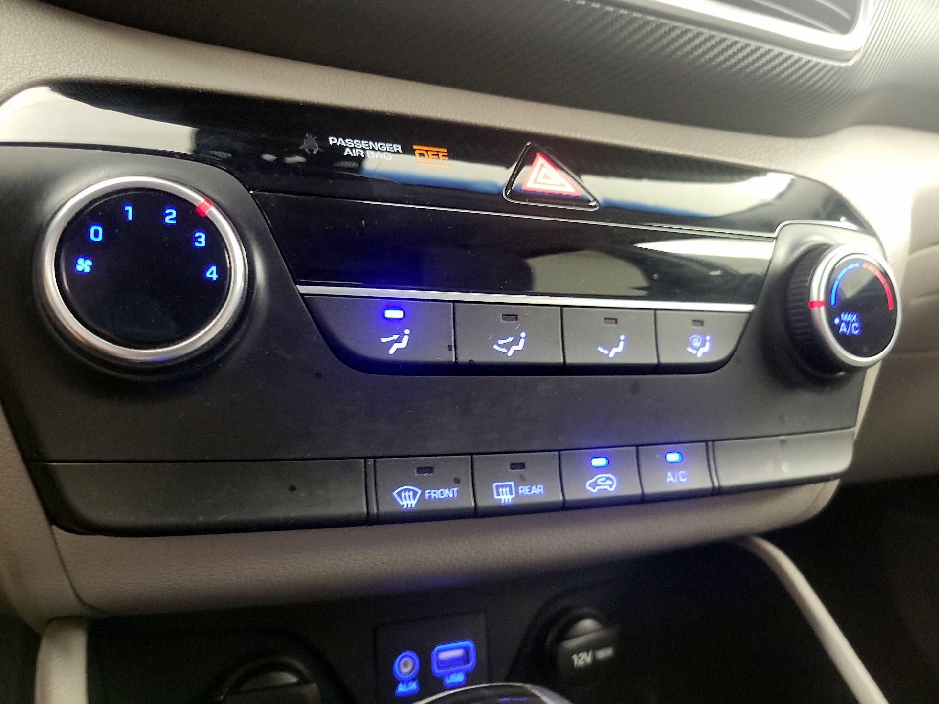Thumbnail: 2019 Hyundai Tucson - 16