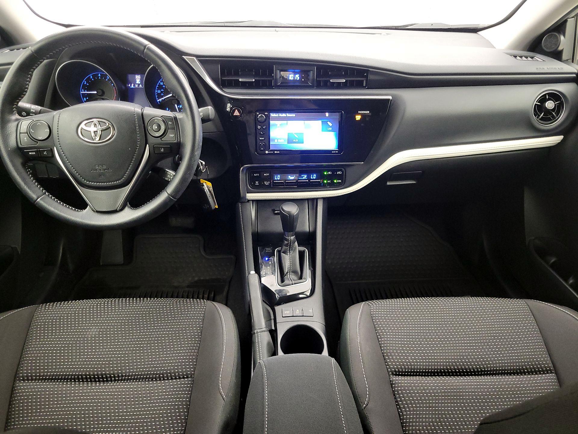 Thumbnail: 2018 Toyota Corolla iM - 9